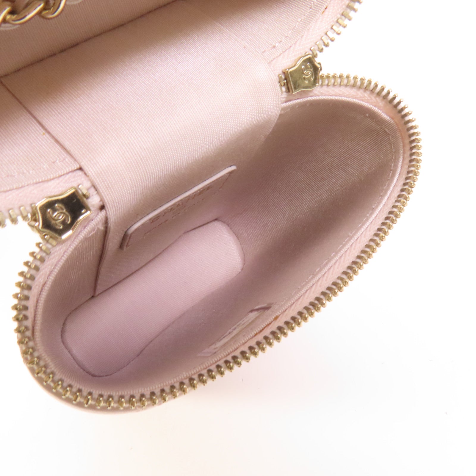 CHANEL 羊皮皮革Vanity Phone Case with Chain鏈帶肩背袋