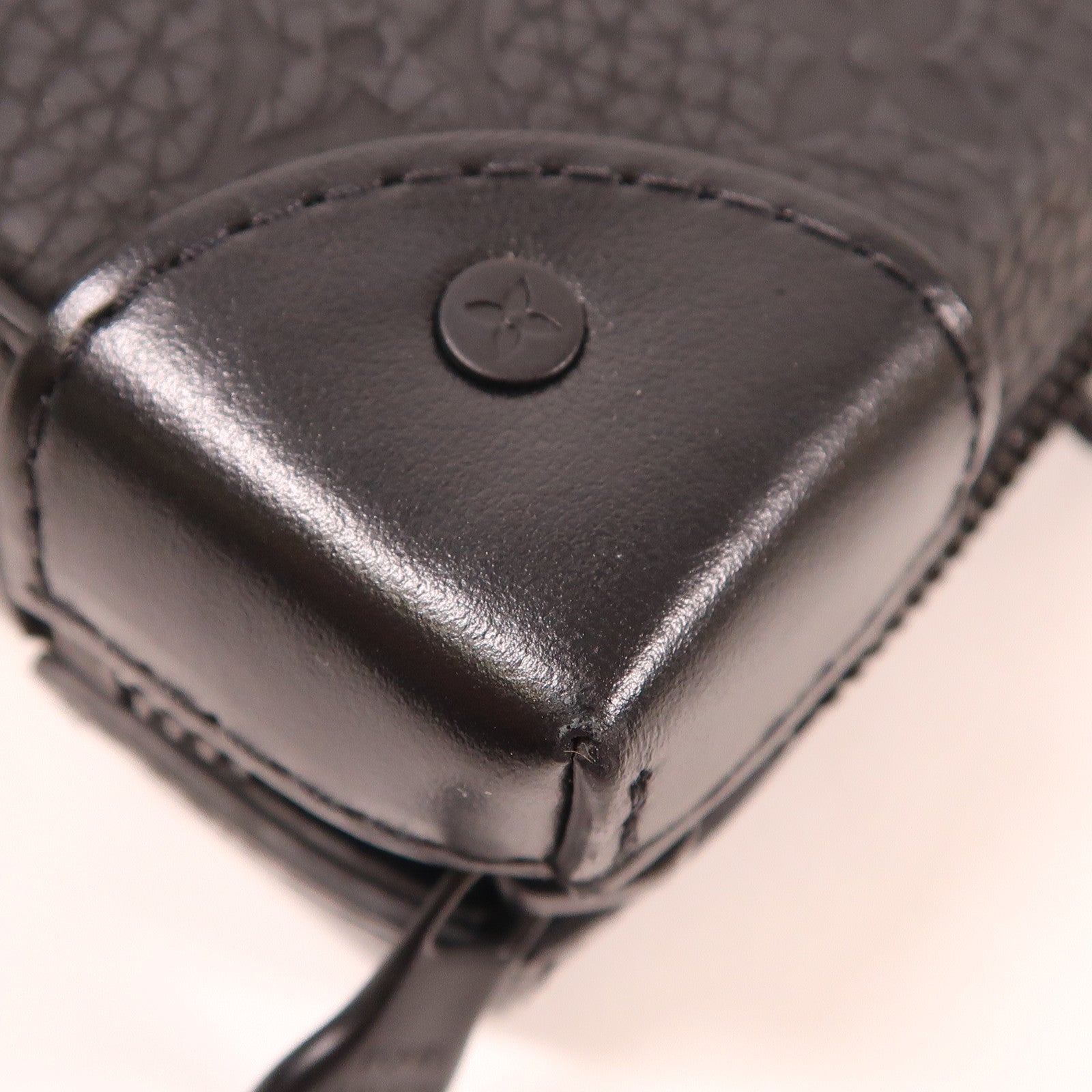 LOUIS VUITTON Monogram Taurillon Soft Trunk肩背袋