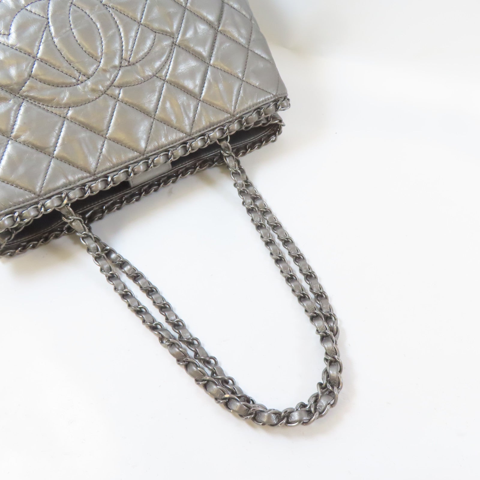 CHANEL 【激減優惠】菱格牛皮皮革Chain Shoulder Bag黑扣鏈帶肩背袋銀色