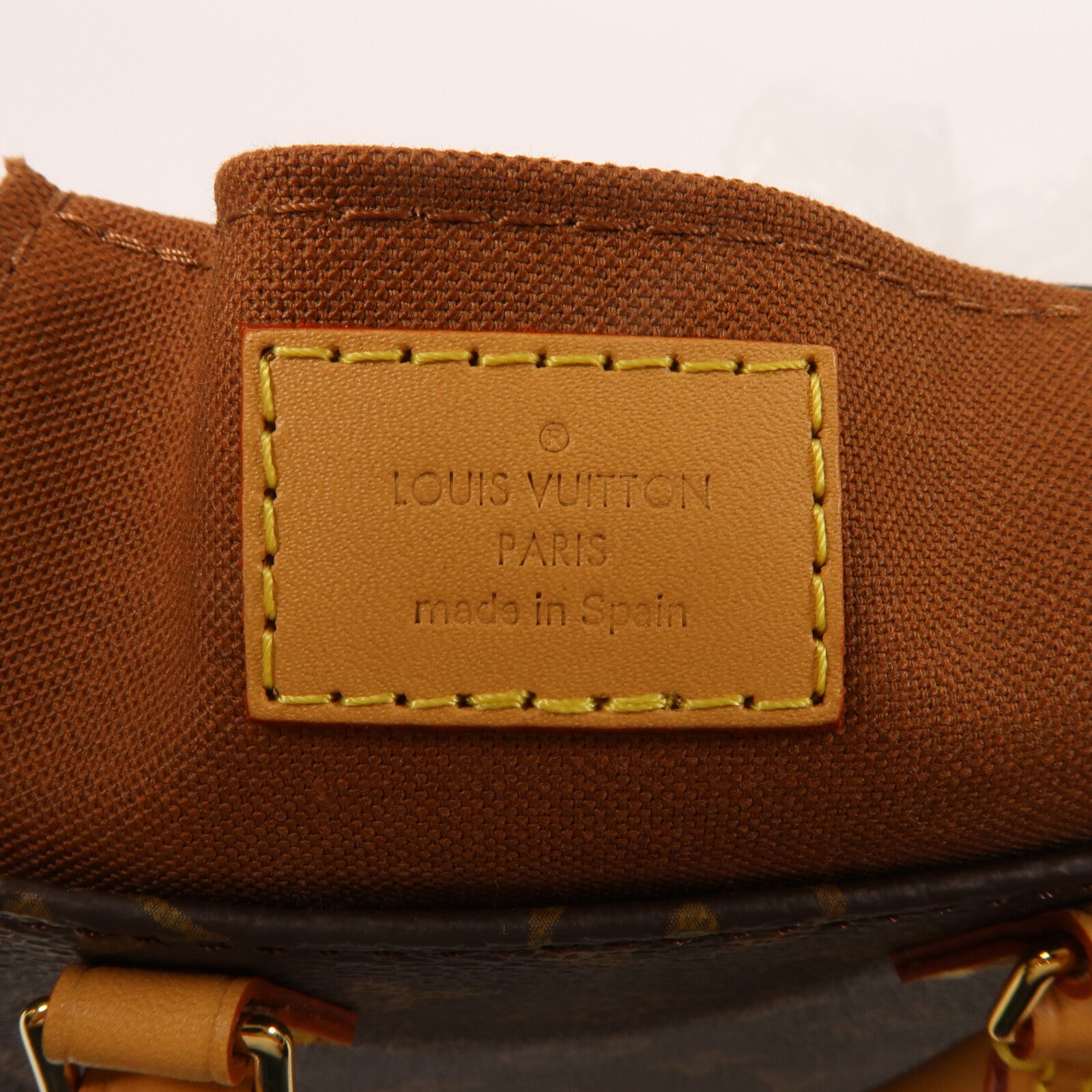 LOUIS VUITTON Monogram Petit Sac Plat金扣手挽肩背兩用袋