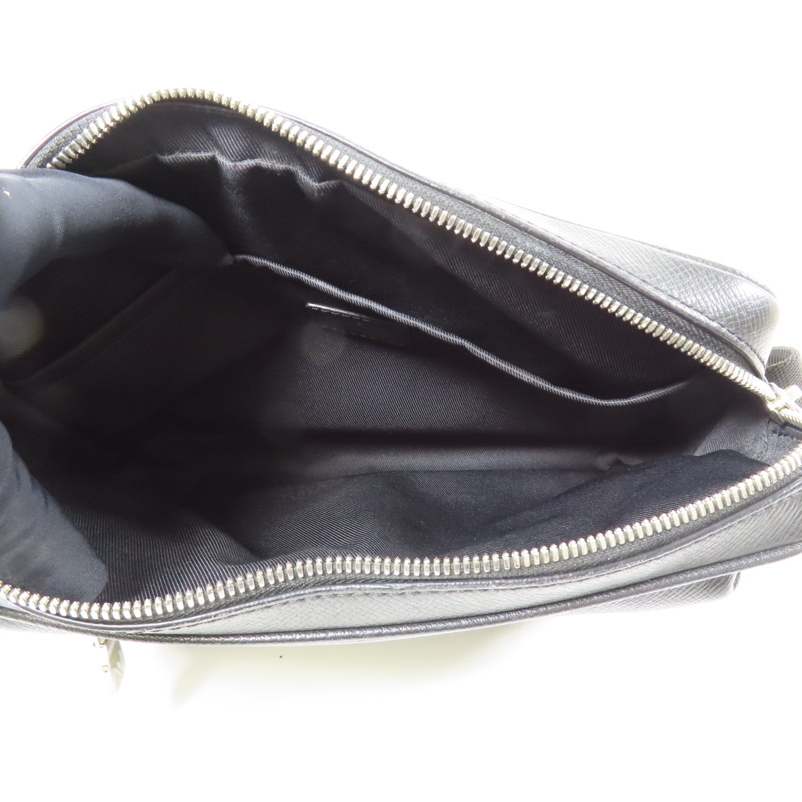 LOUIS VUITTON Monogram Eclipse/Taiga Outdoor Messenger銀扣肩背袋