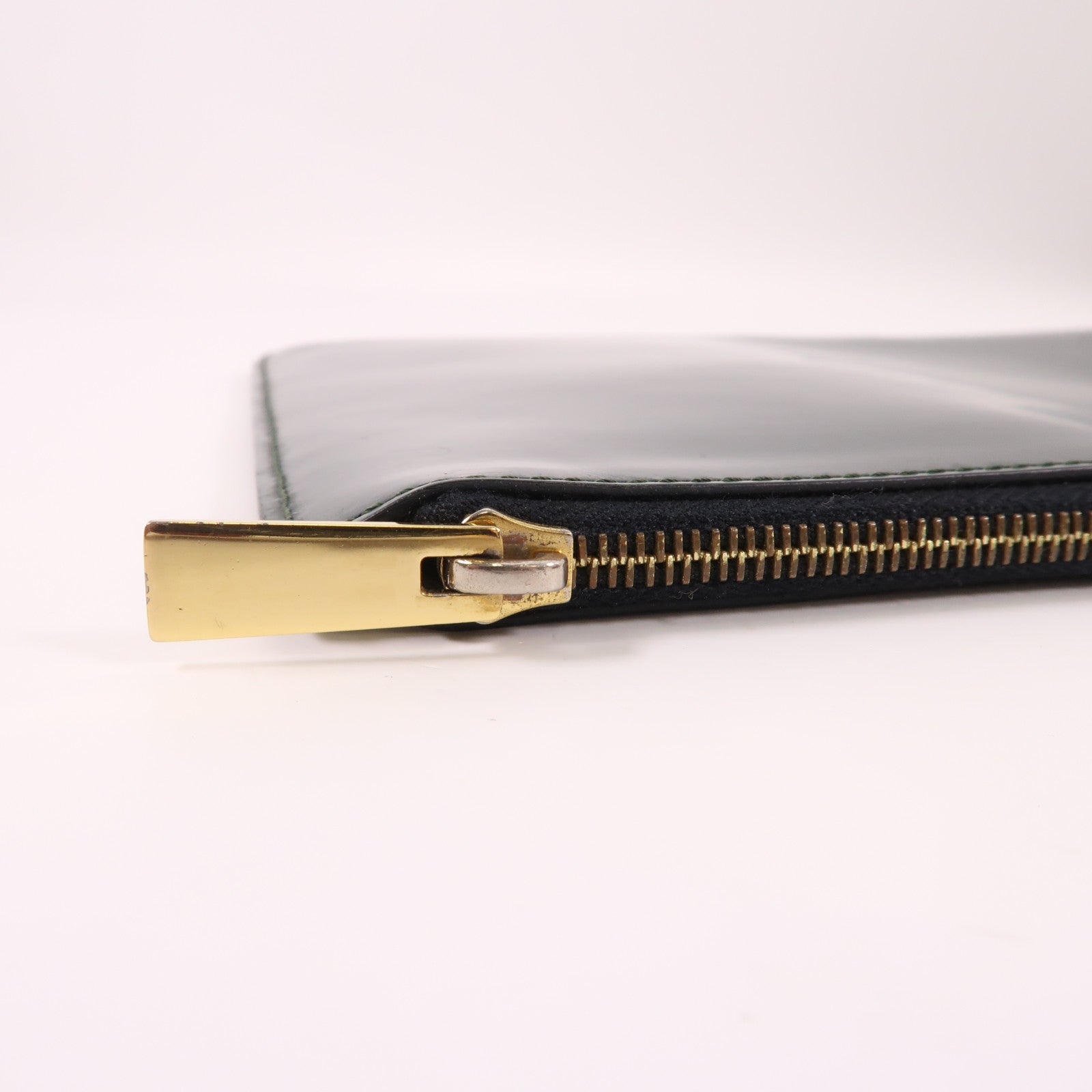 CELINE 【激減優惠】漆皮皮革Clutch Bag金扣手拿包綠色