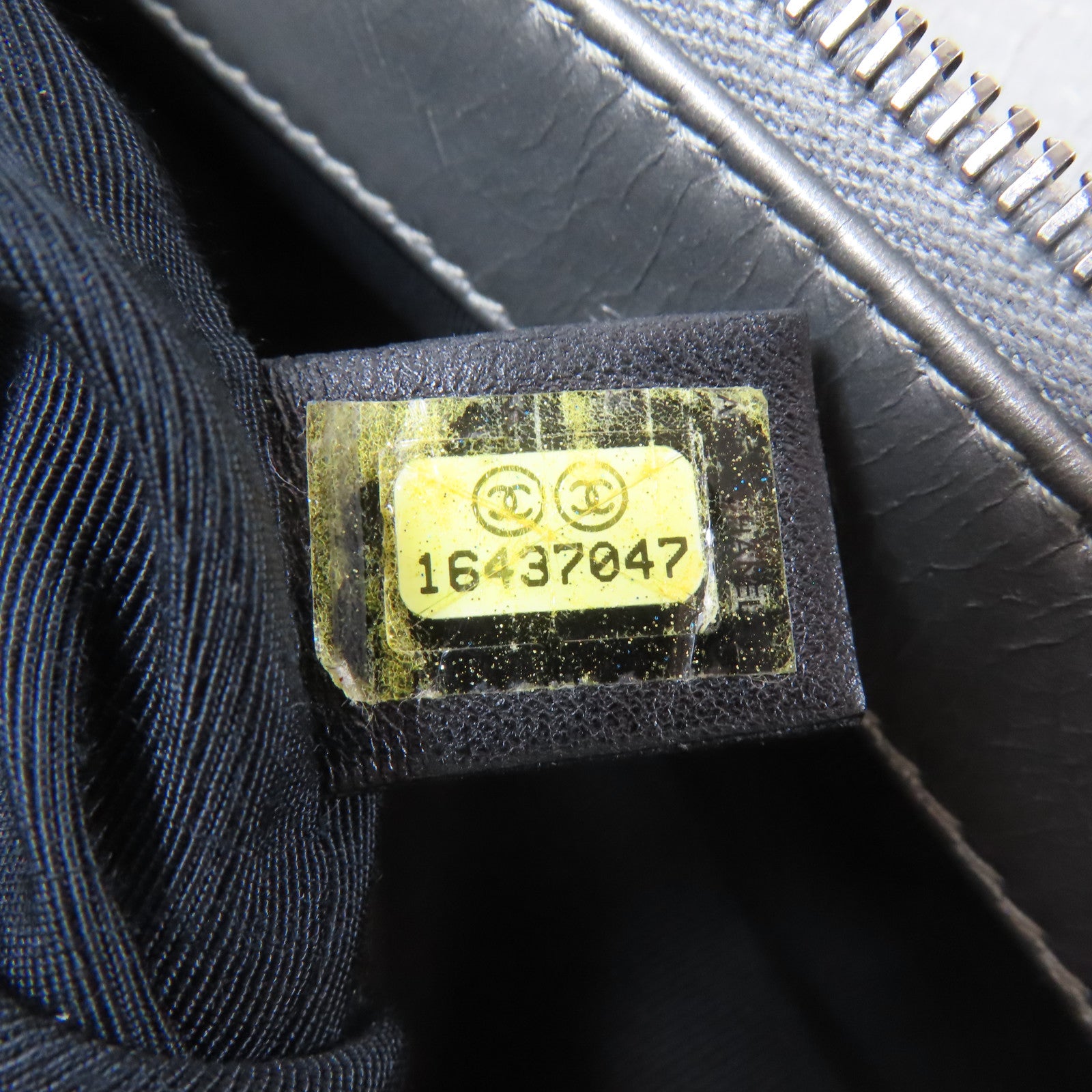 CHANEL 【激減優惠】菱格牛皮皮革Chain Shoulder Bag黑扣鏈帶肩背袋銀色