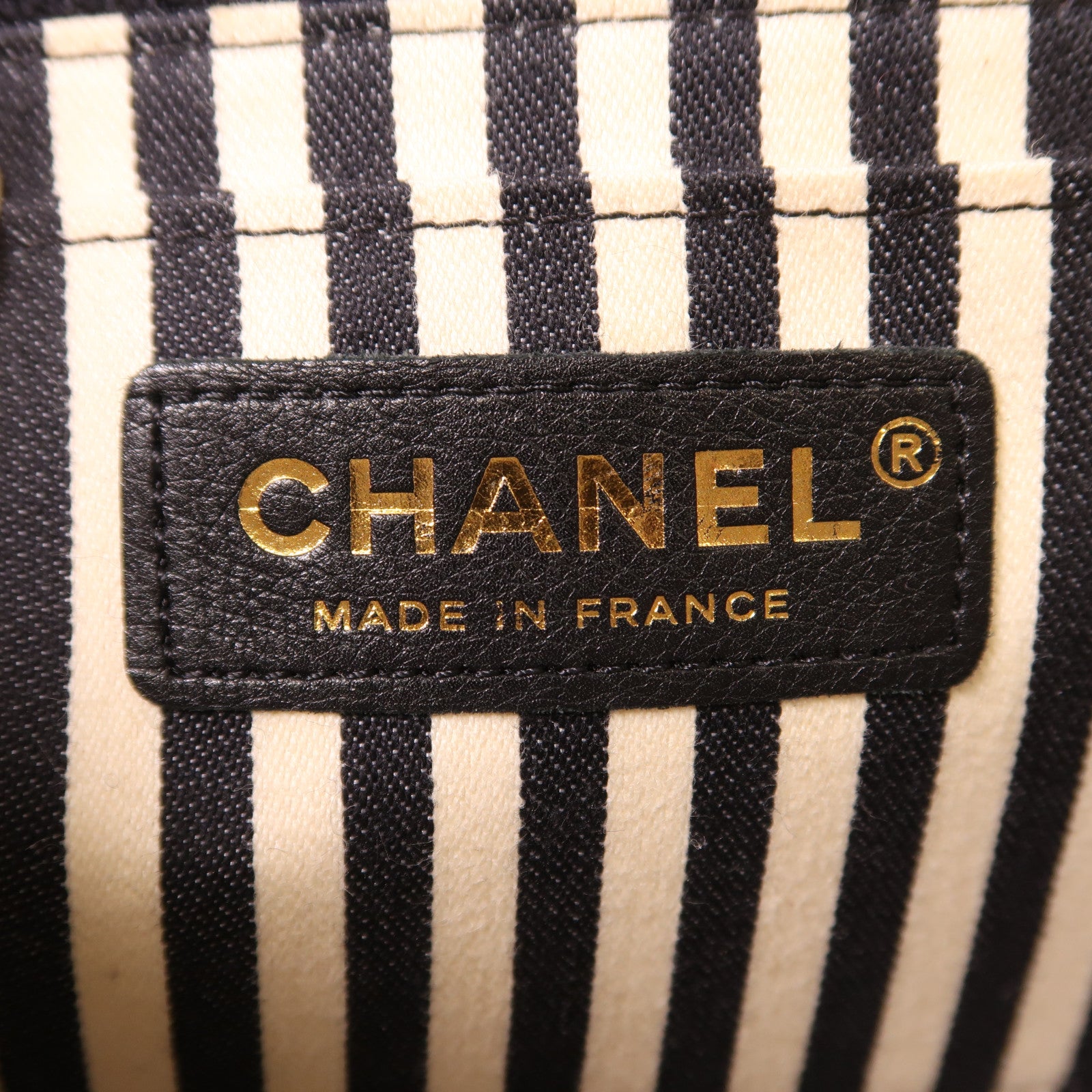CHANEL 牛皮皮革Chain Shoulder金扣鏈帶肩背袋