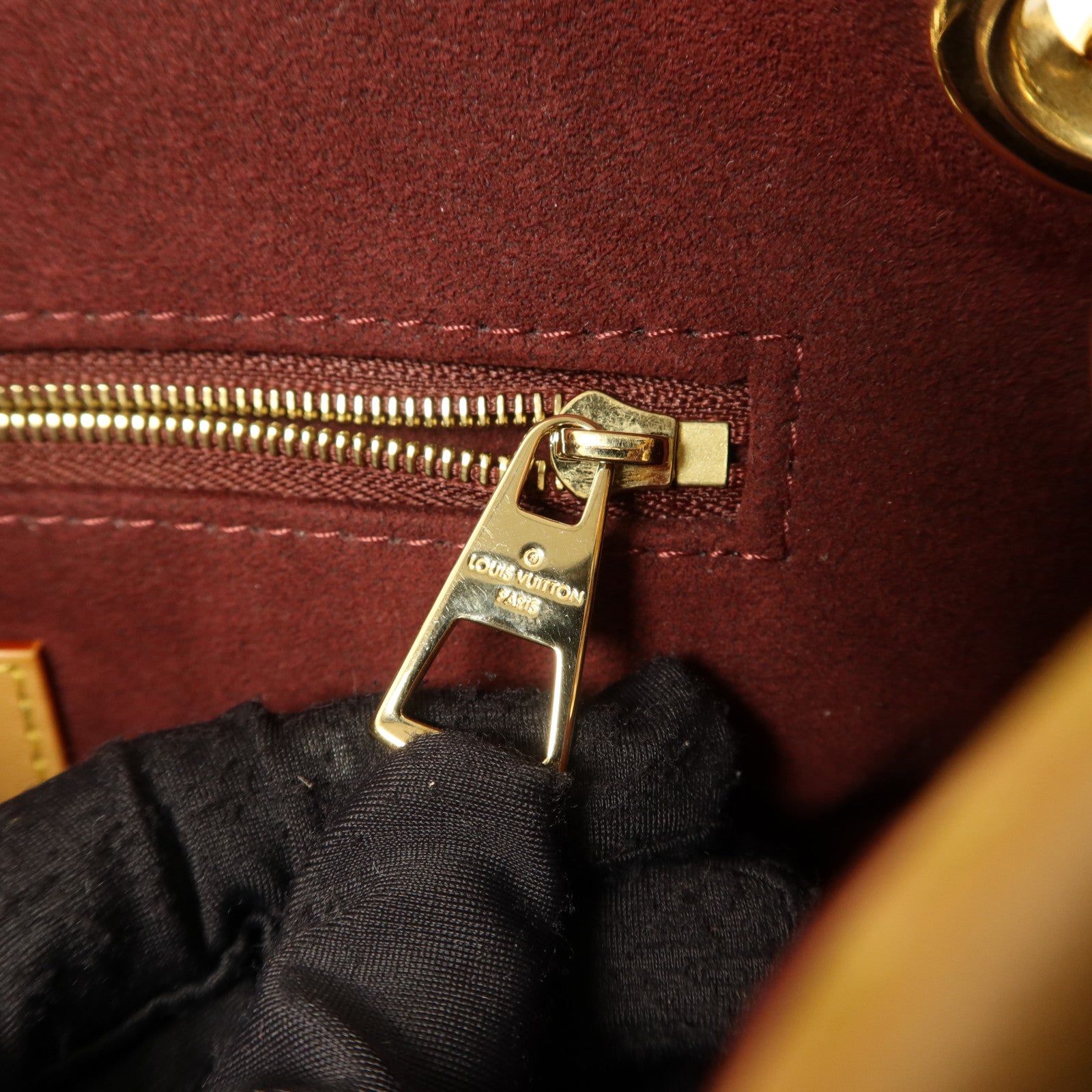 LOUIS VUITTON Monogram Carry All BB金扣鏈帶肩背袋