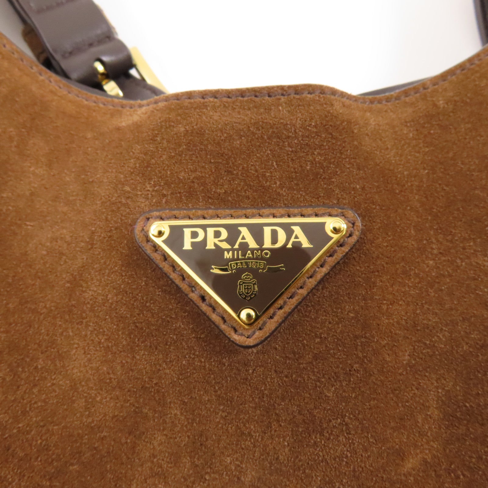 PRADA 皮革Medium Suede金扣肩背袋