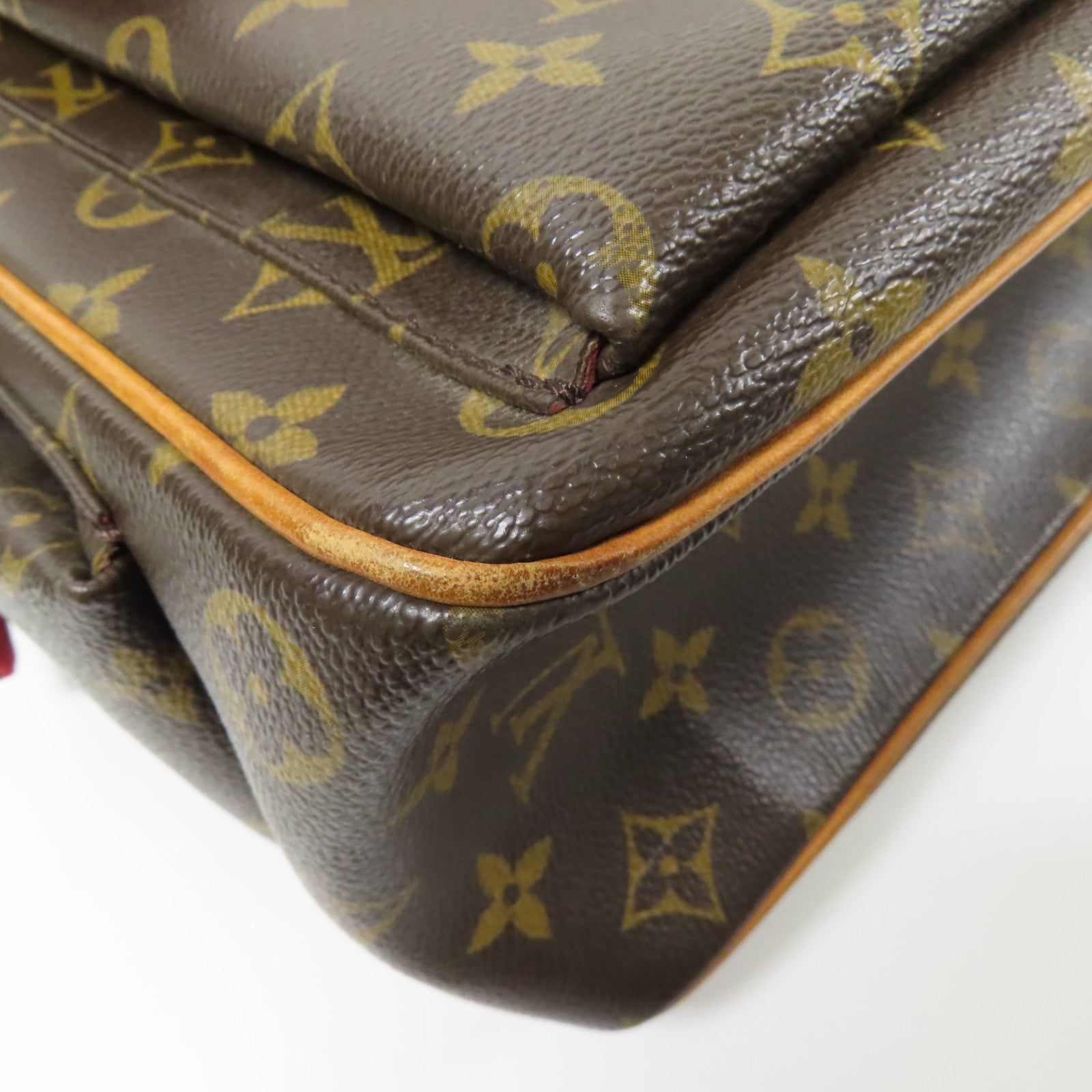 LOUIS VUITTON Monogram Multipli Cite金扣肩背袋