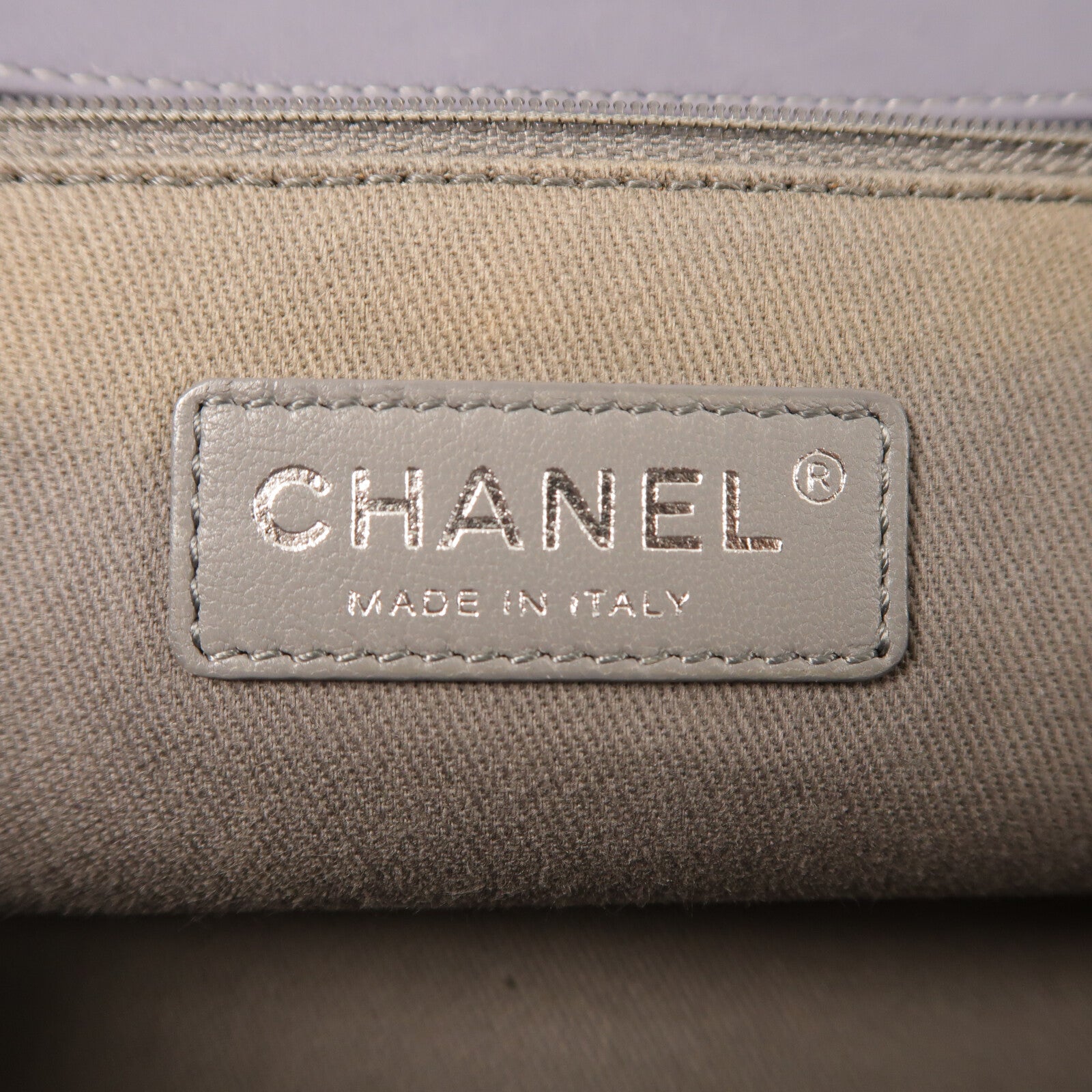 CHANEL 羊皮皮革Shoulder Bag銀扣鏈帶肩背袋