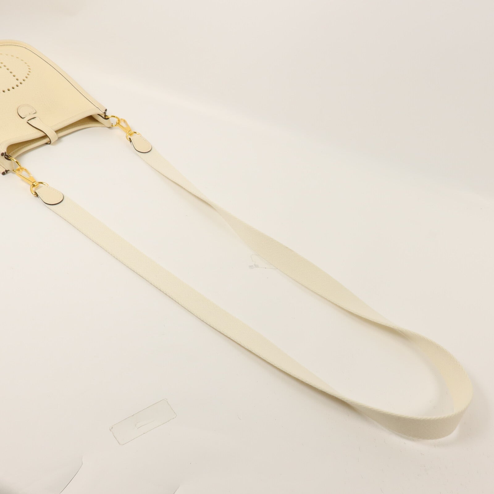 HERMES Clemence皮革Evelyne TPM肩背袋Nata/Blanc