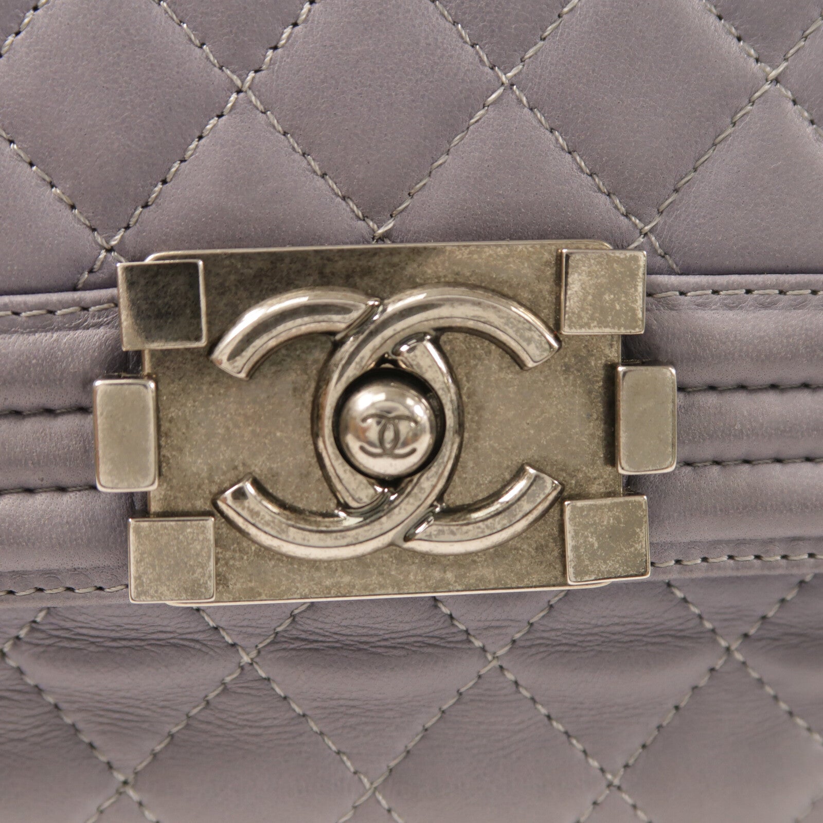 CHANEL 羊皮皮革Shoulder Bag銀扣鏈帶肩背袋