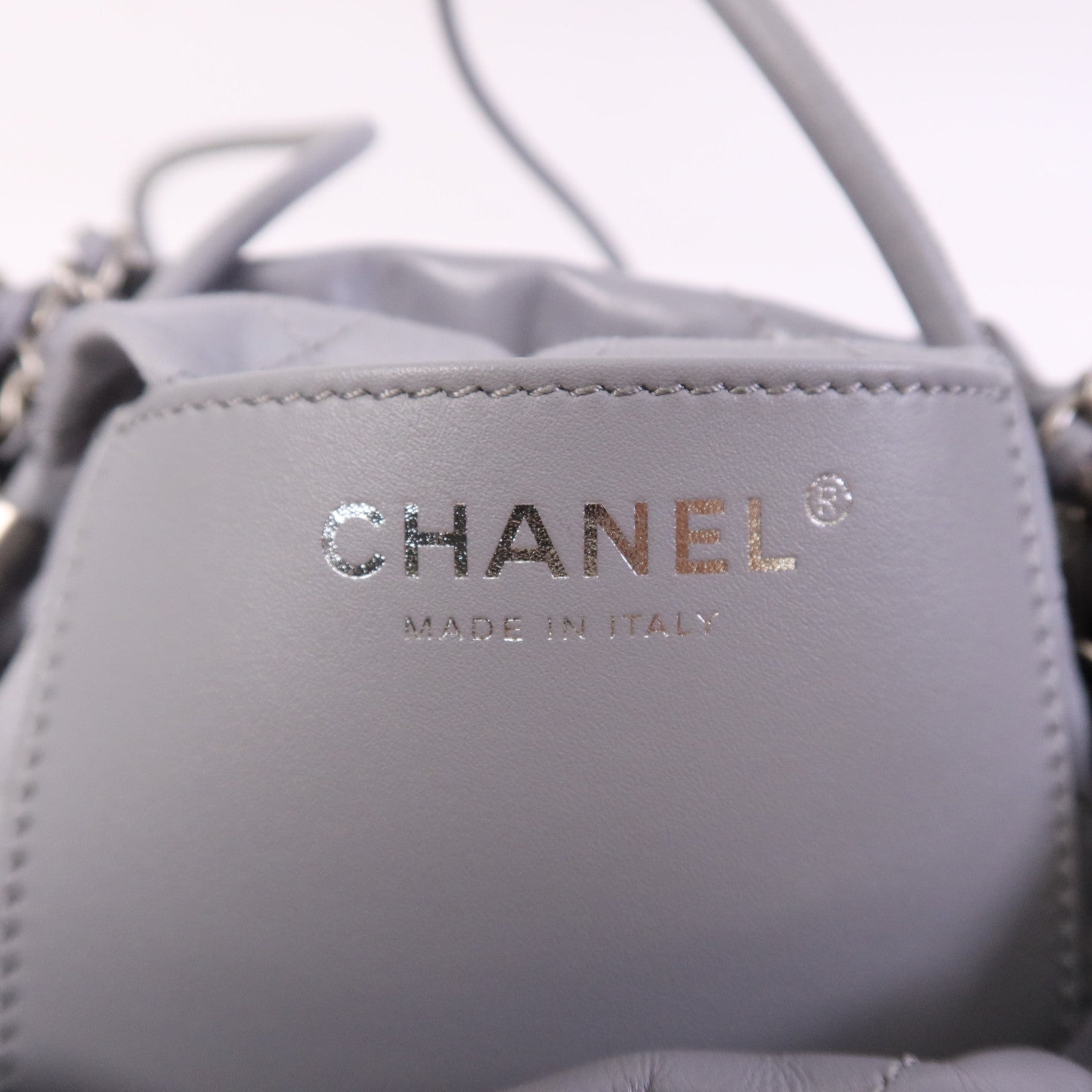 CHANEL 牛皮皮革C22 Mini金扣手挽肩背兩用袋