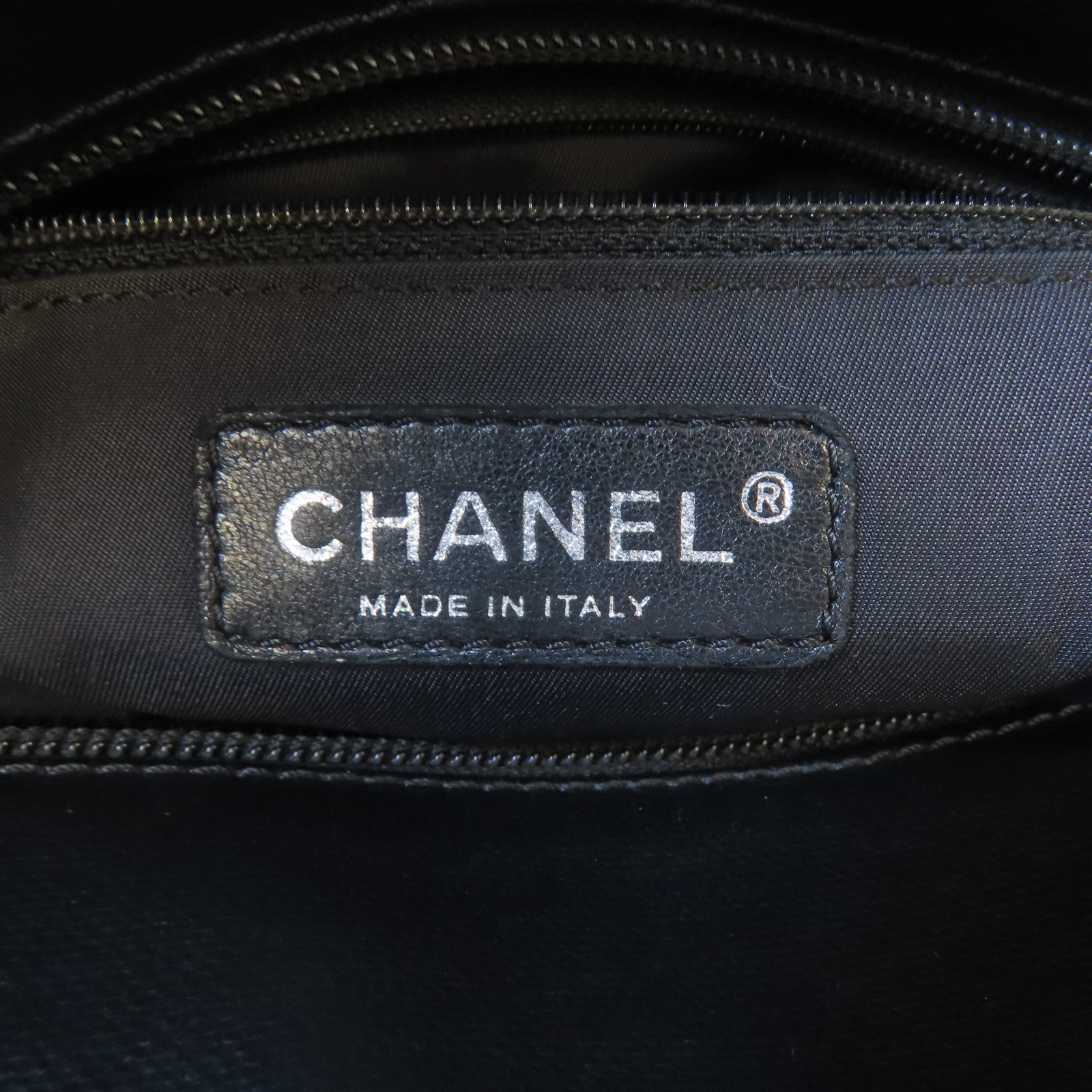 CHANEL 塗層帆布Tote Bag銀扣手挽袋黑色