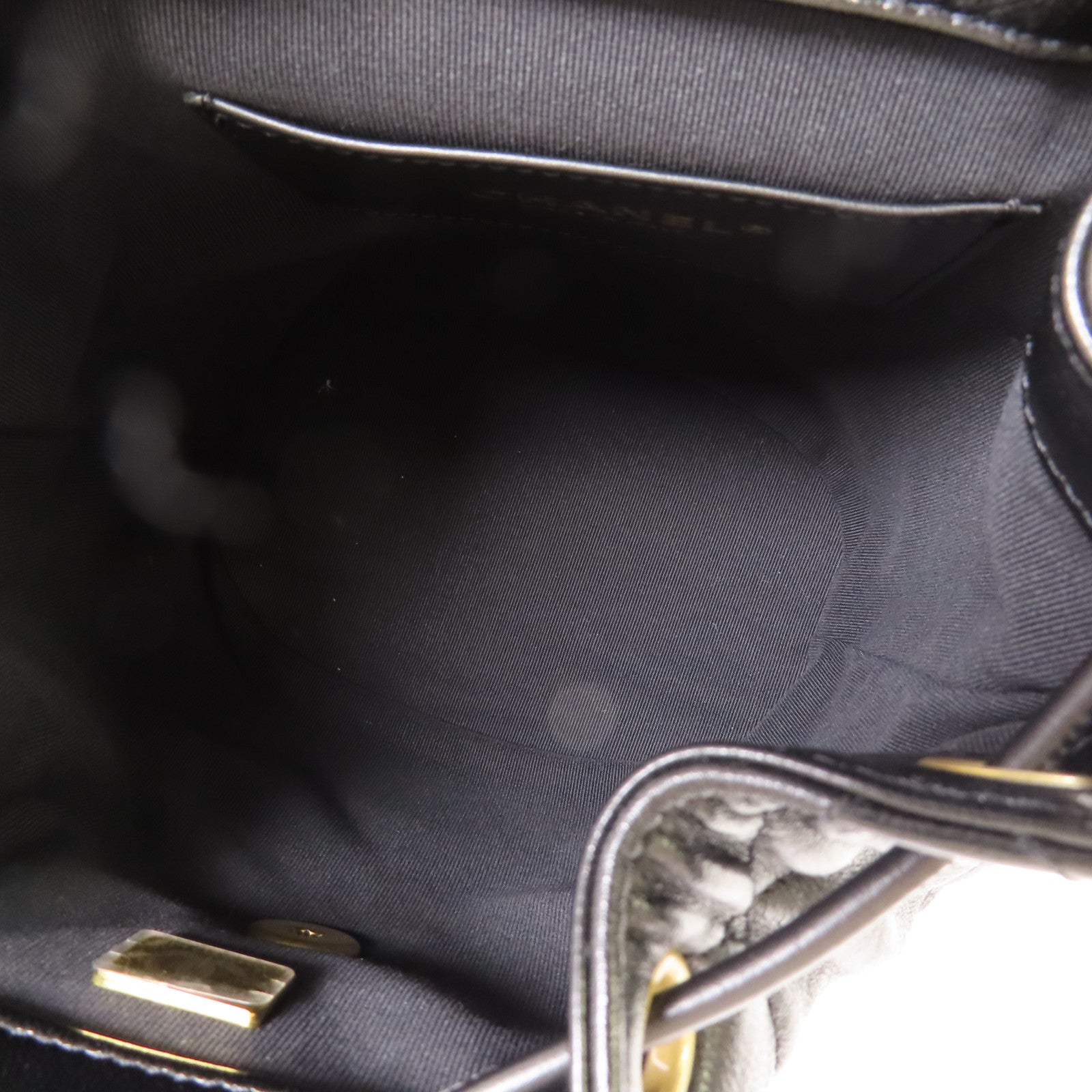 CHANEL 【激減優惠】牛皮皮革Backpack金扣背包