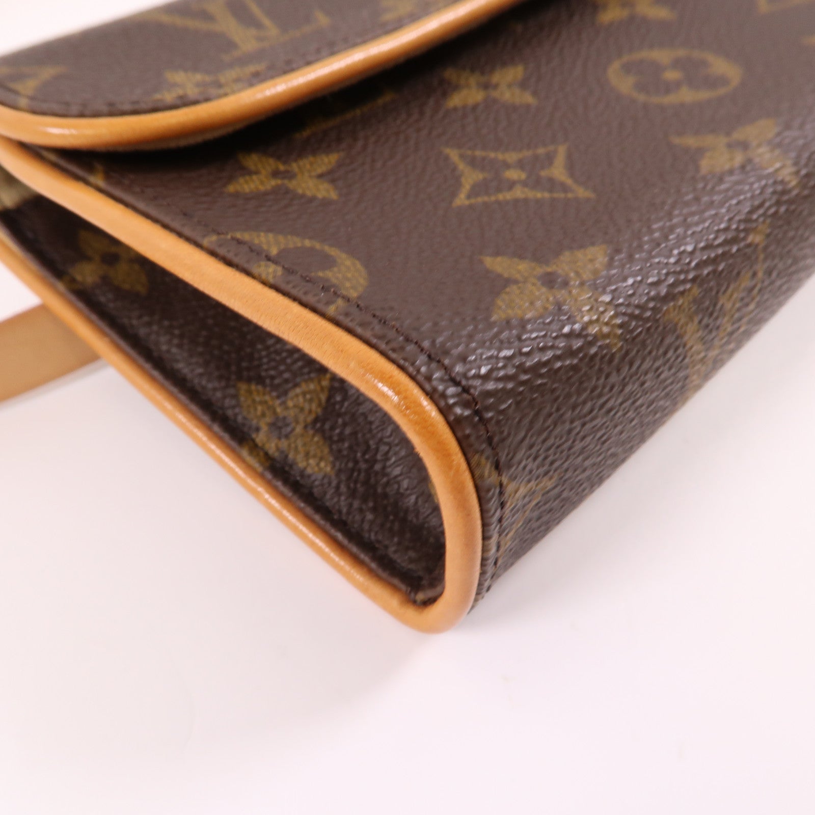 LOUIS VUITTON Monogram Pochette Florentine XS金扣腰包棕色
