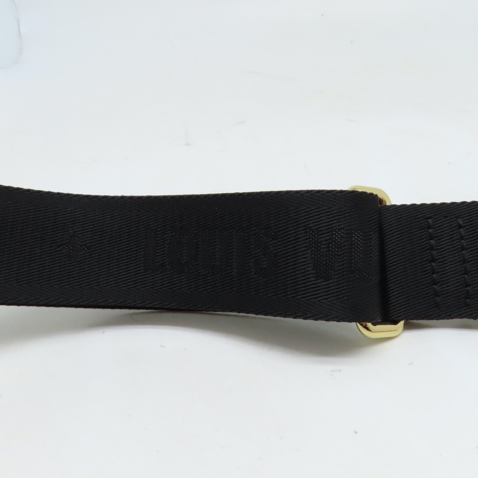LOUIS VUITTON Monogram Bandouliere Strap金扣肩背帶黑色