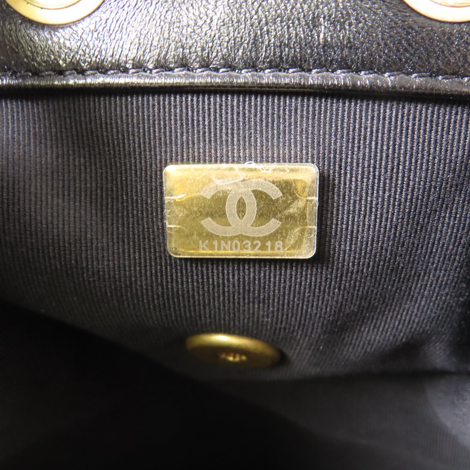 CHANEL 【激減優惠】牛皮皮革Backpack金扣背包