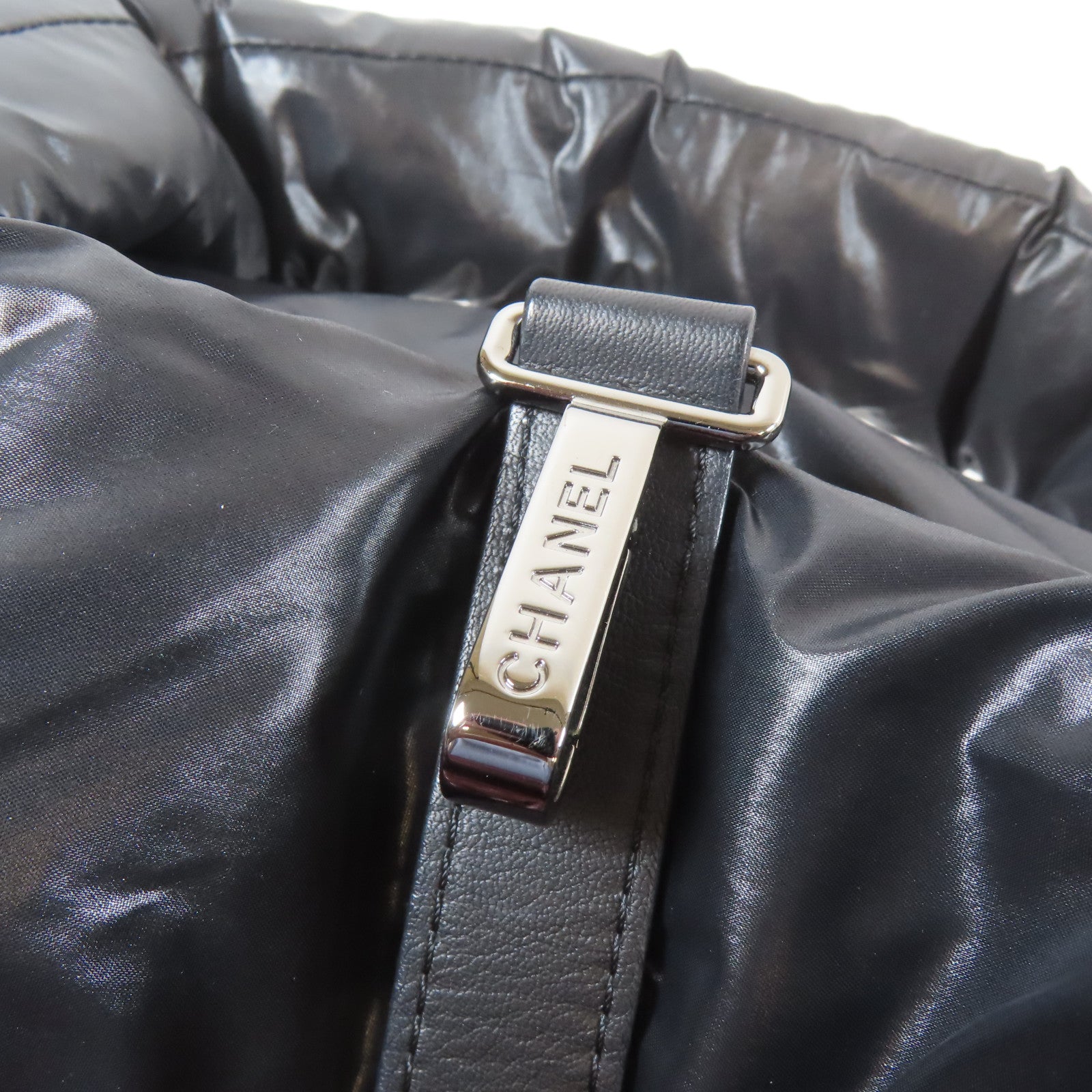 CHANEL 尼龍Cocoon Jumbo銀扣手挽袋黑色
