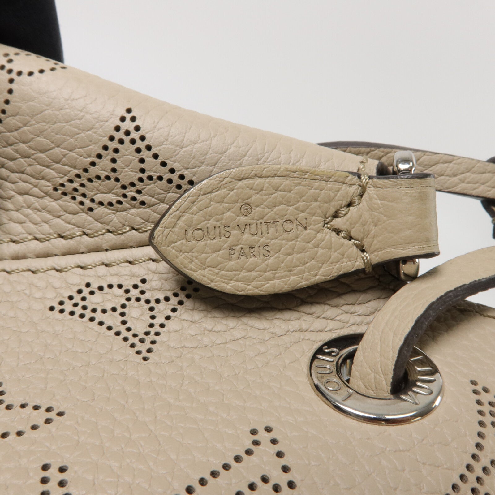 LOUIS VUITTON Mahina皮革Bella手挽肩背兩用袋