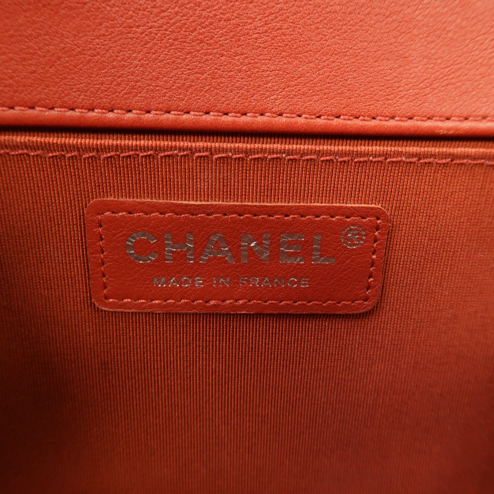 CHANEL 斜紋牛皮皮革Boy 25銀扣鏈帶肩背袋紅色