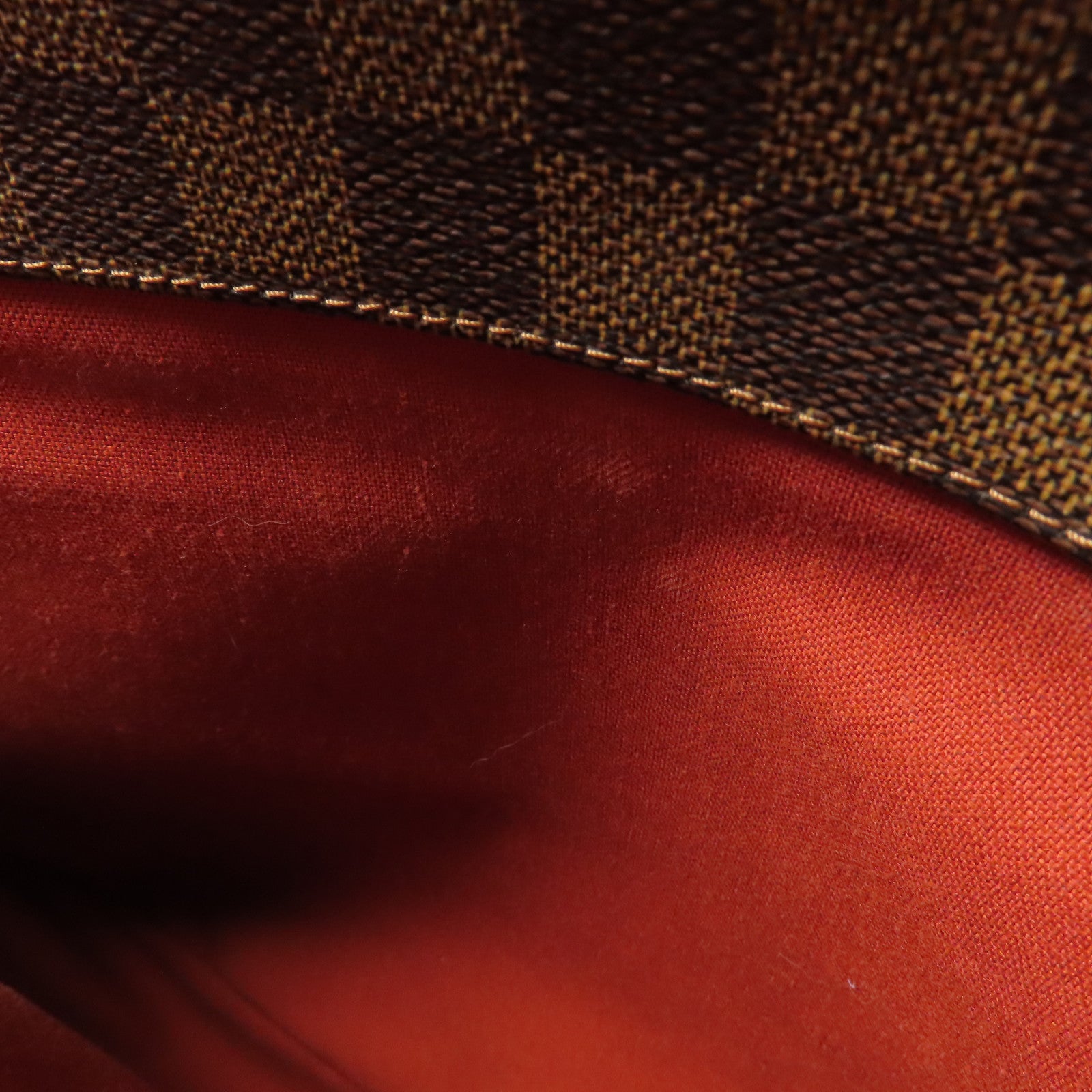 LOUIS VUITTON Damier Bastille金扣肩背袋