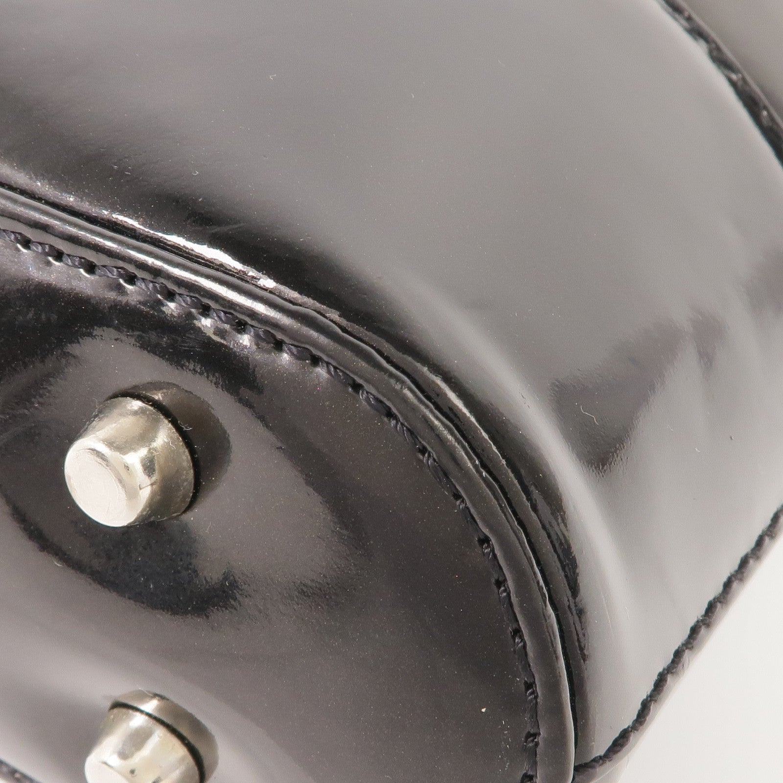 VERSACE 【激減優惠】漆皮皮革Handbag銀扣手挽袋