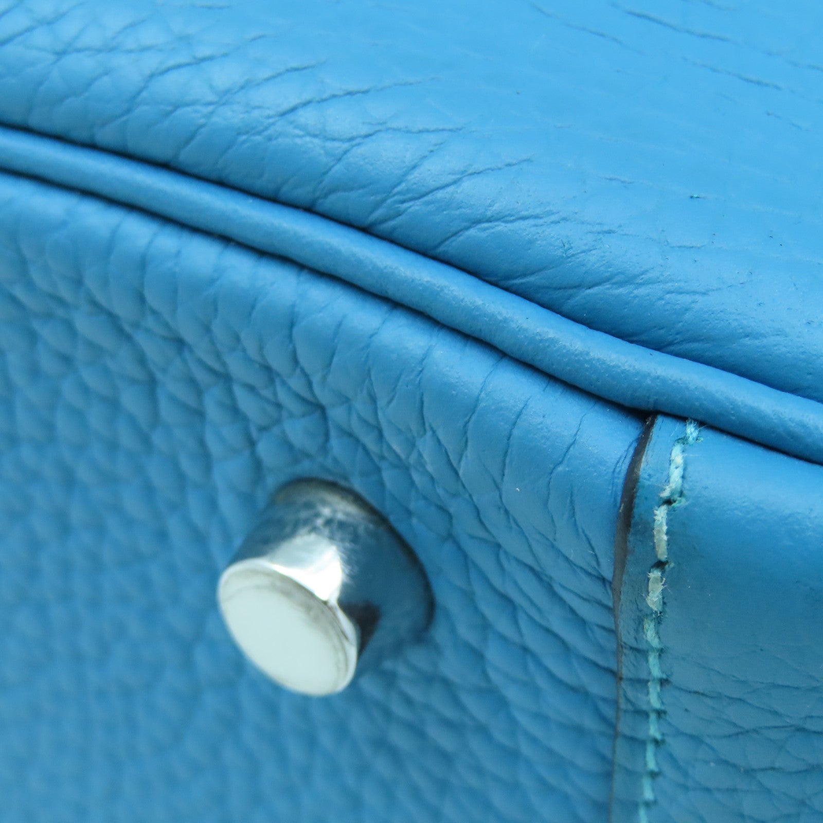 HERMES Clemence leather Lindy 26 silver buckle handle shoulder bag blue