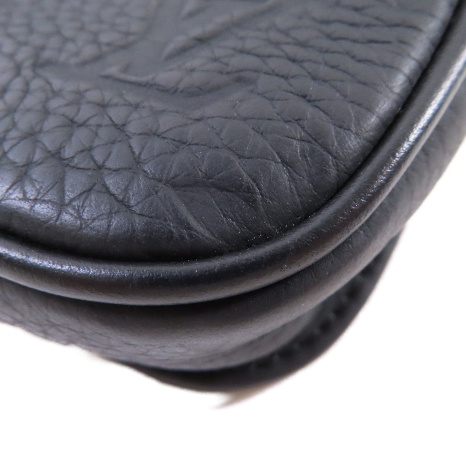 LOUIS VUITTON Monogram Taurillon S Lock Sling Bag肩背袋黑色