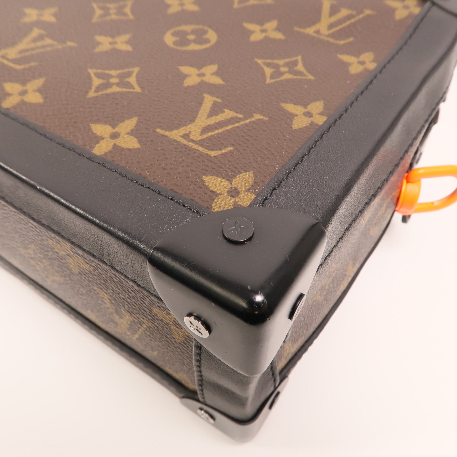 LOUIS VUITTON Monogram Solar Soft Trunk肩背袋