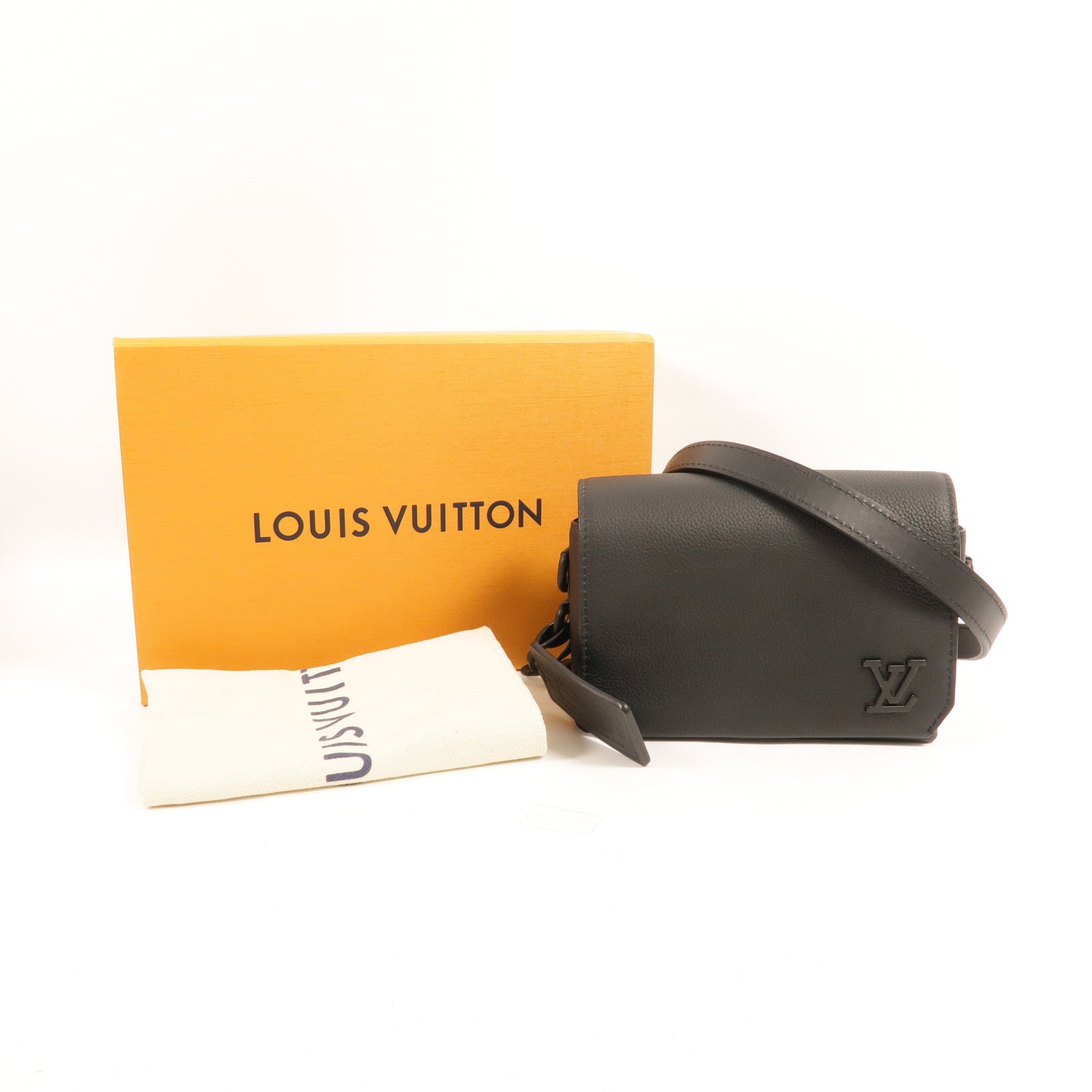 LOUIS VUITTON Aerogram Takeoff Messenger PM肩背袋