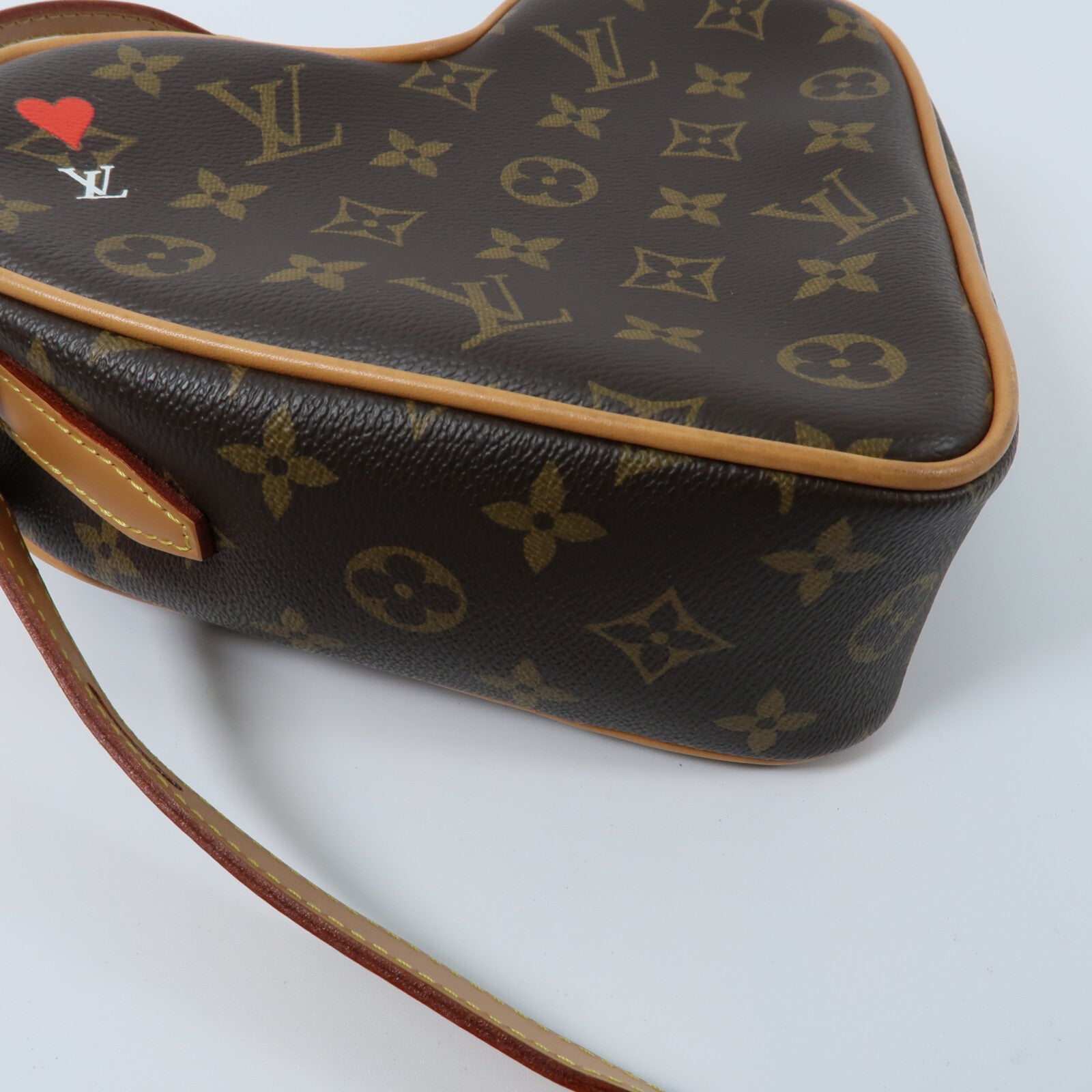 LOUIS VUITTON Monogram Game On Coeur肩背袋