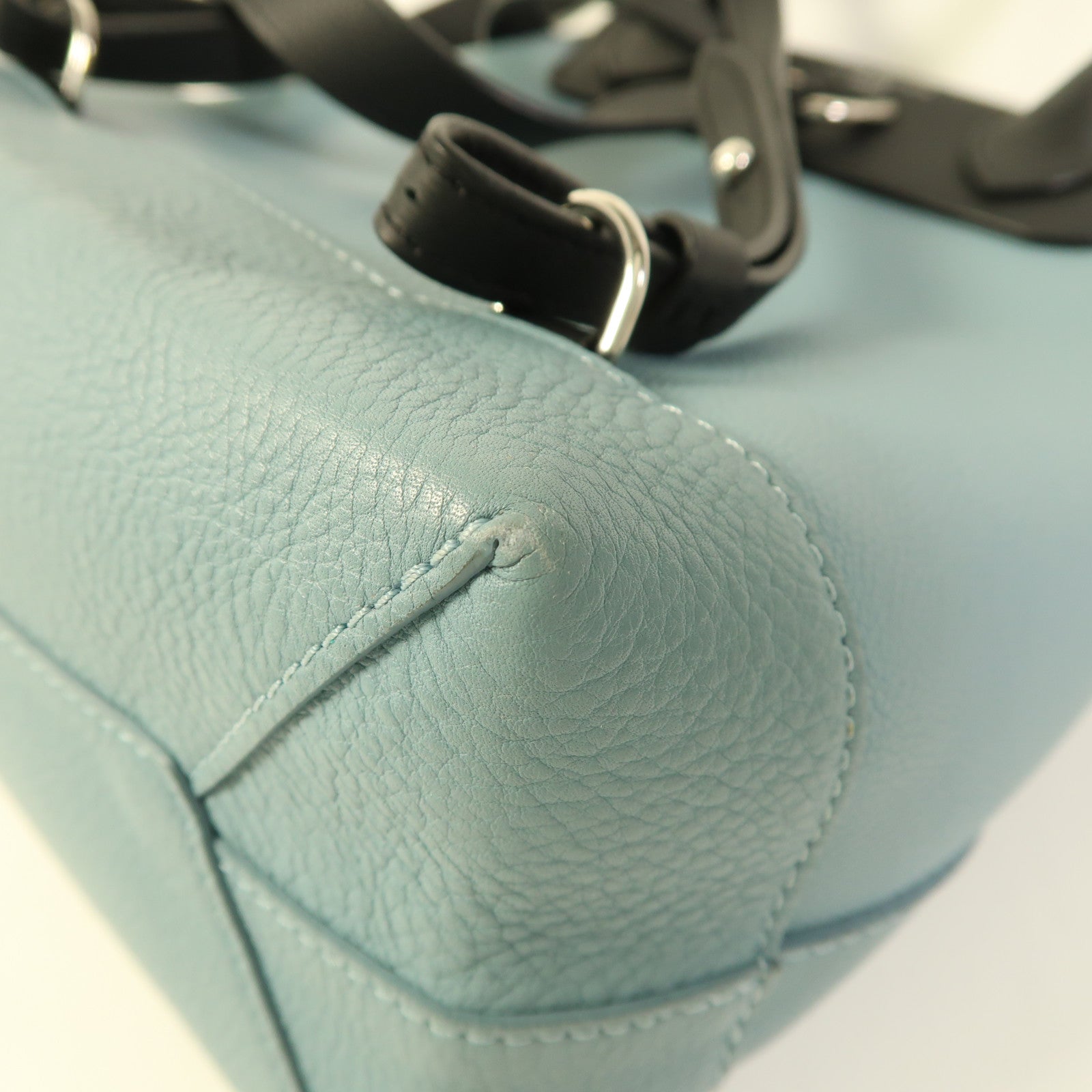 LOUIS VUITTON LV SHW Lockme Backpack Rucksack Calfskin Leather Blue Black
