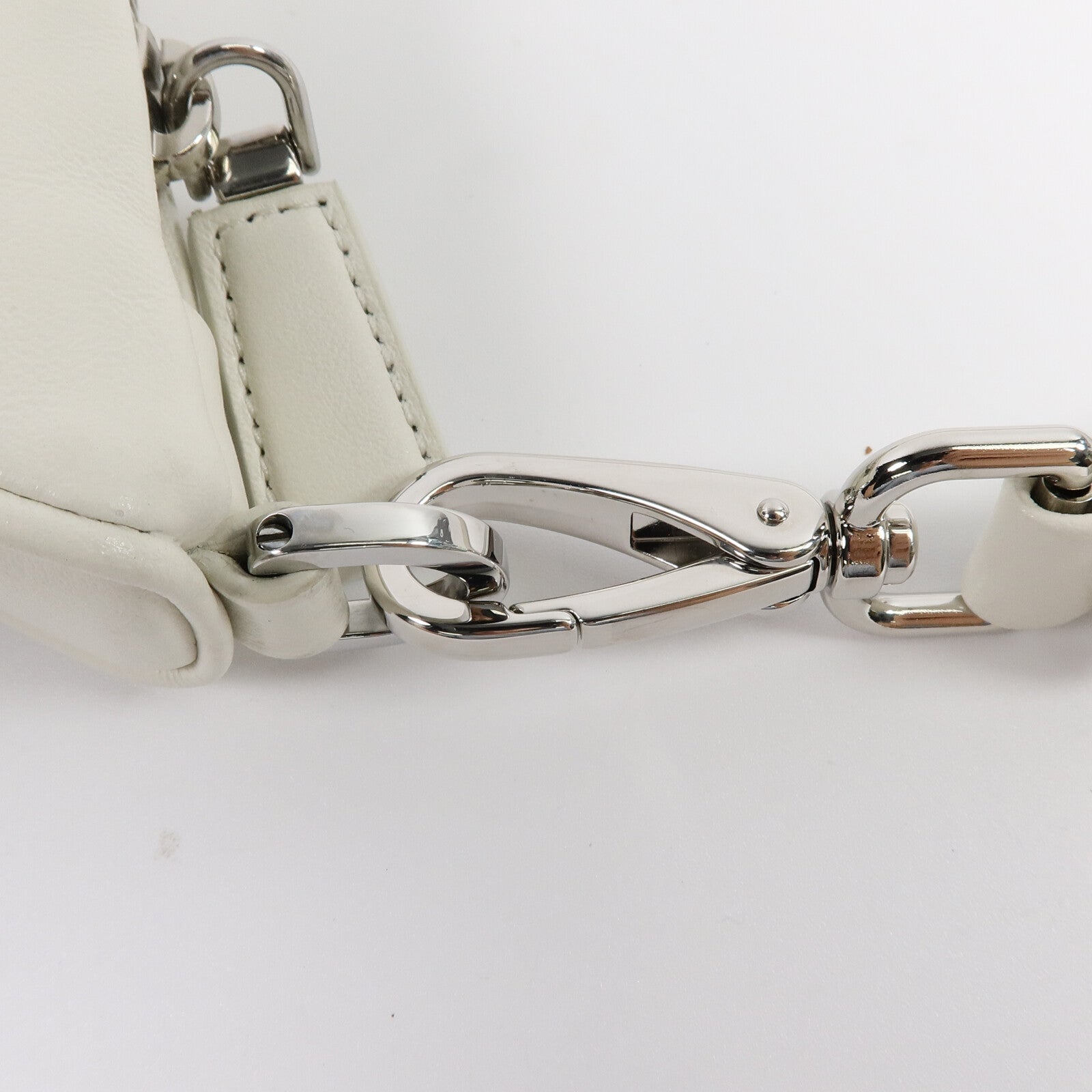 PRADA 牛皮皮革Triangle肩背袋