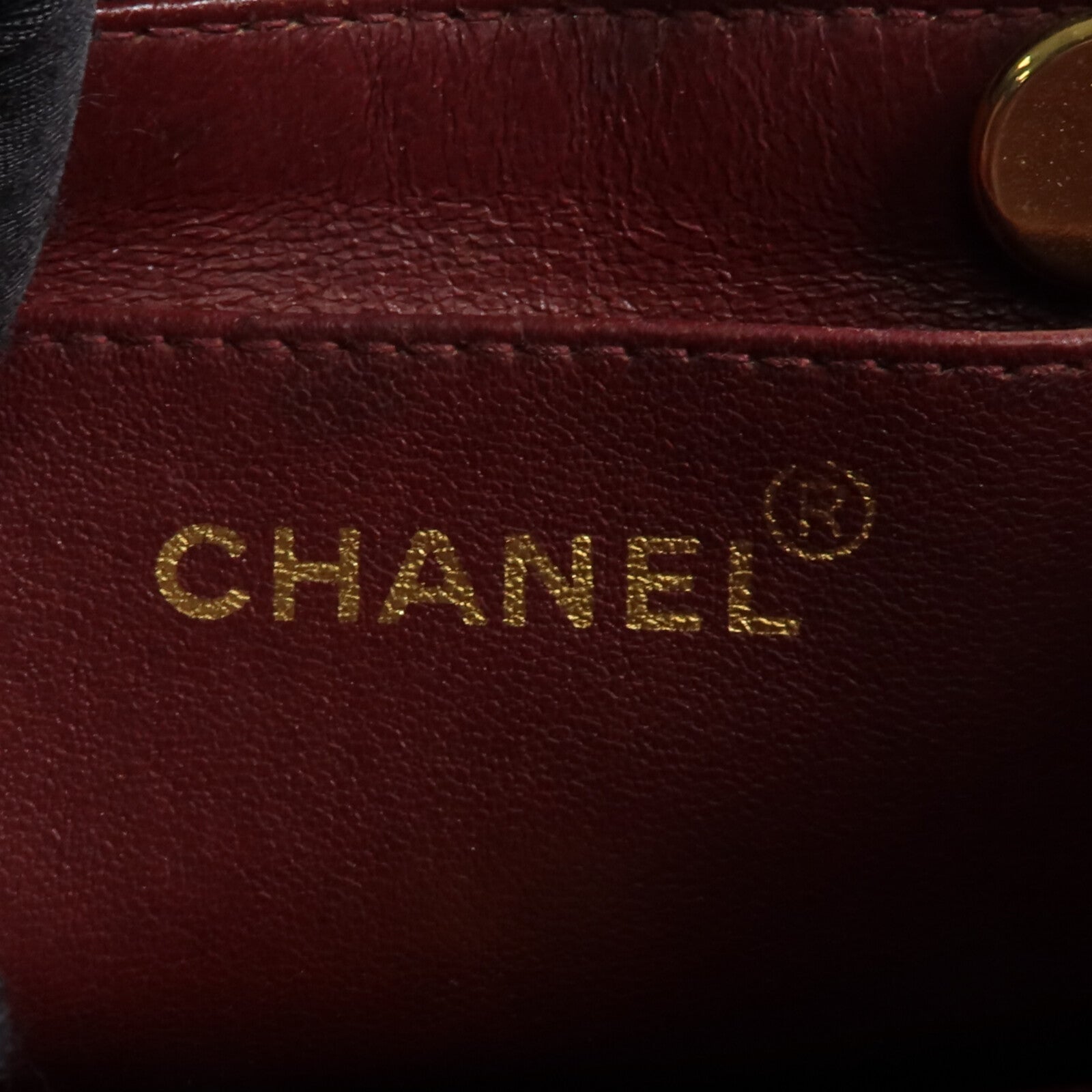 CHANEL 羊皮皮革Chain Shoulder金扣鏈帶肩背袋