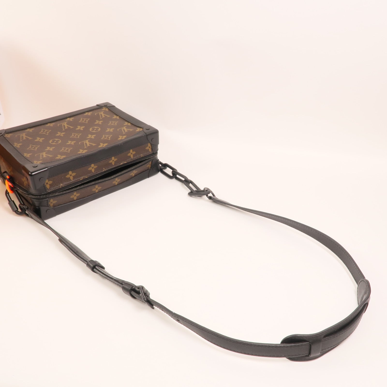 LOUIS VUITTON Monogram Solar Soft Trunk肩背袋