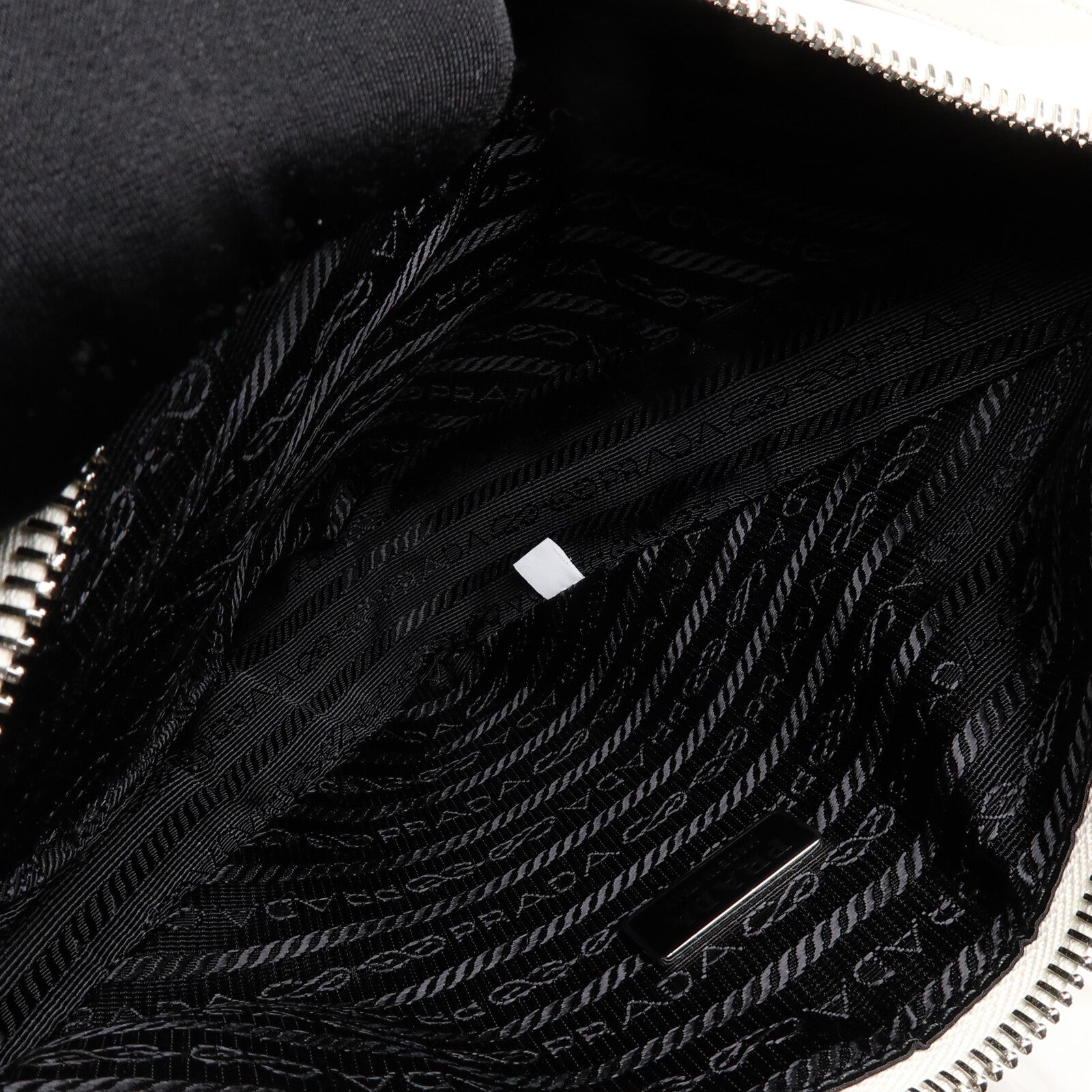 PRADA 牛皮皮革Triangle肩背袋