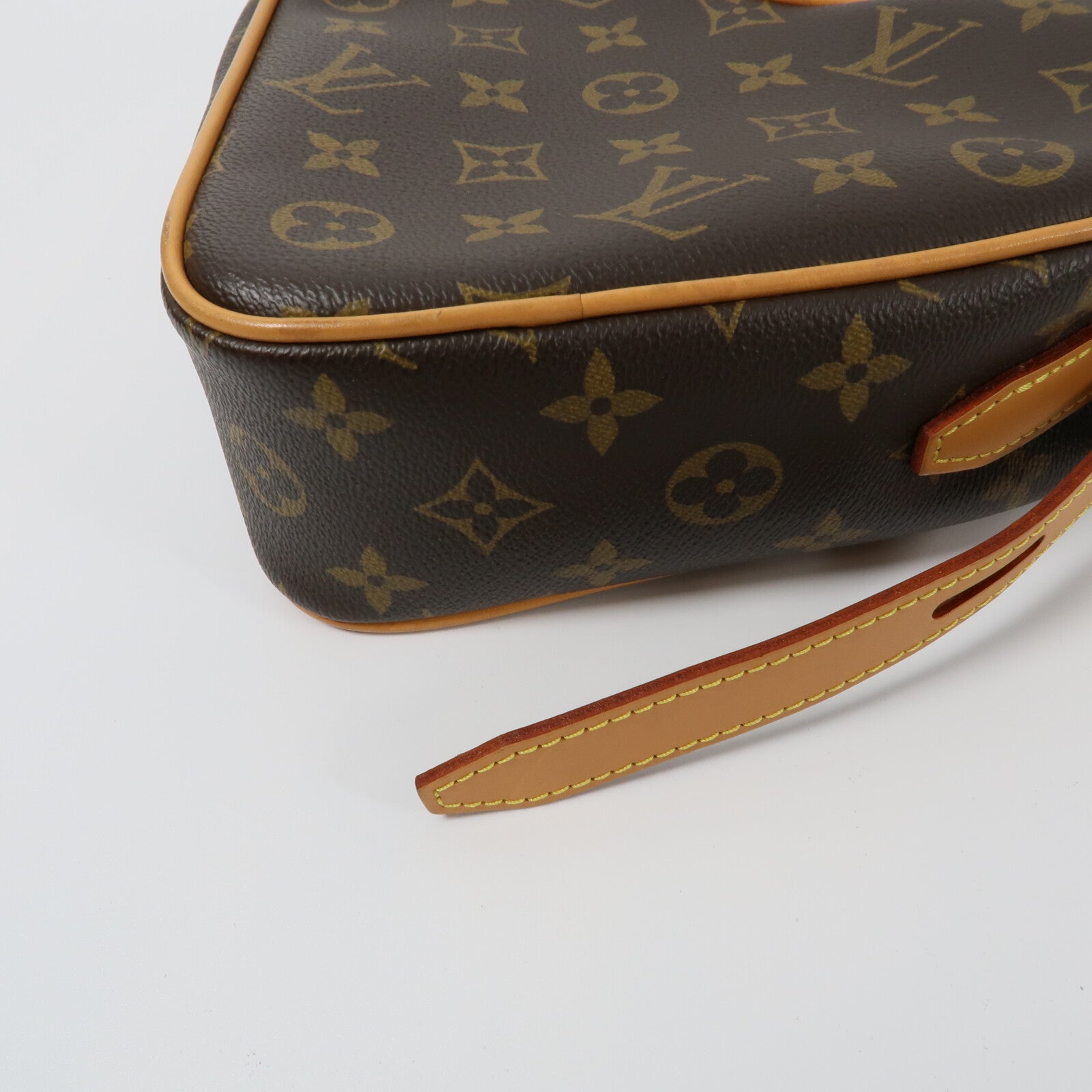 LOUIS VUITTON Monogram Game On Coeur肩背袋