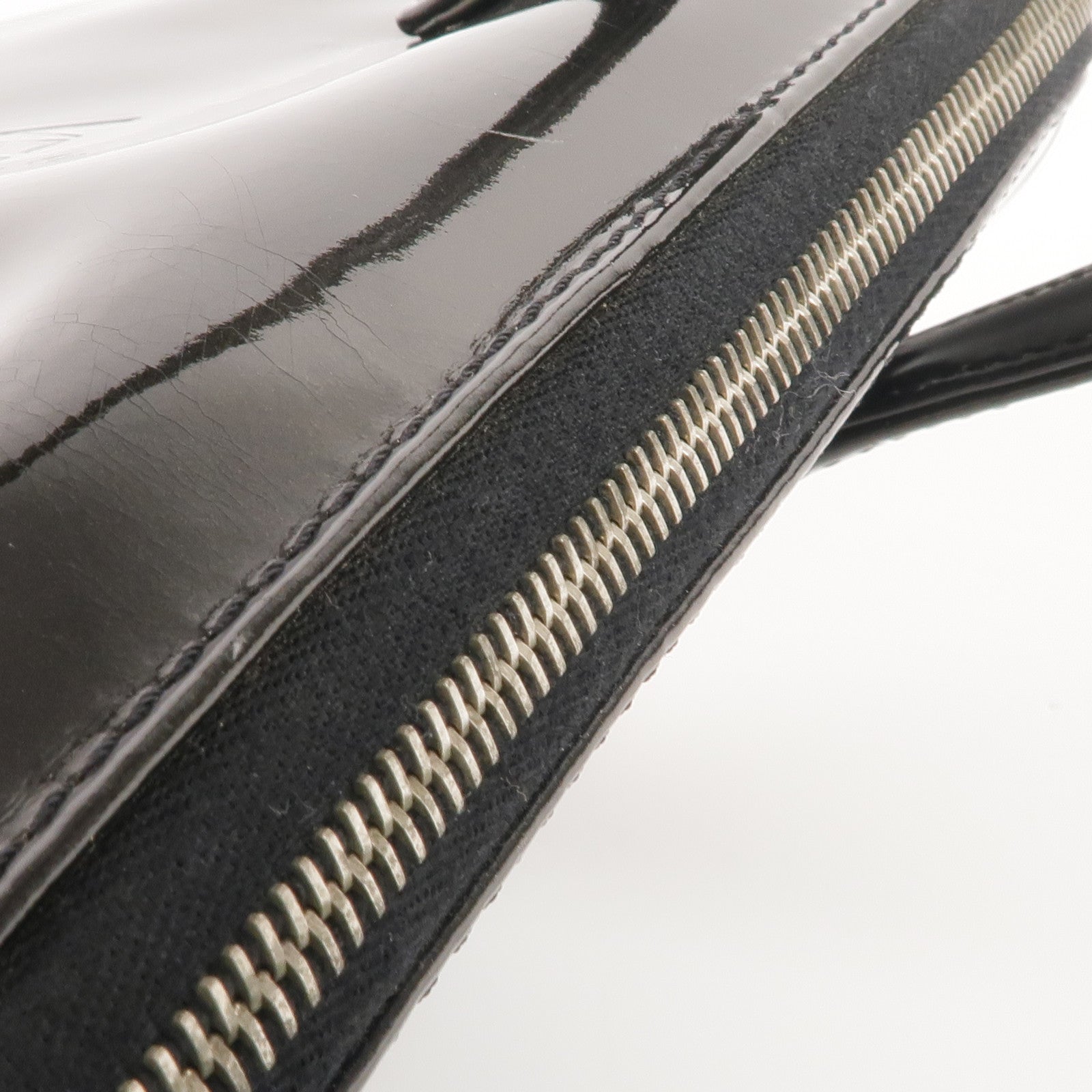 VERSACE 漆皮皮革Handbag銀扣手挽袋