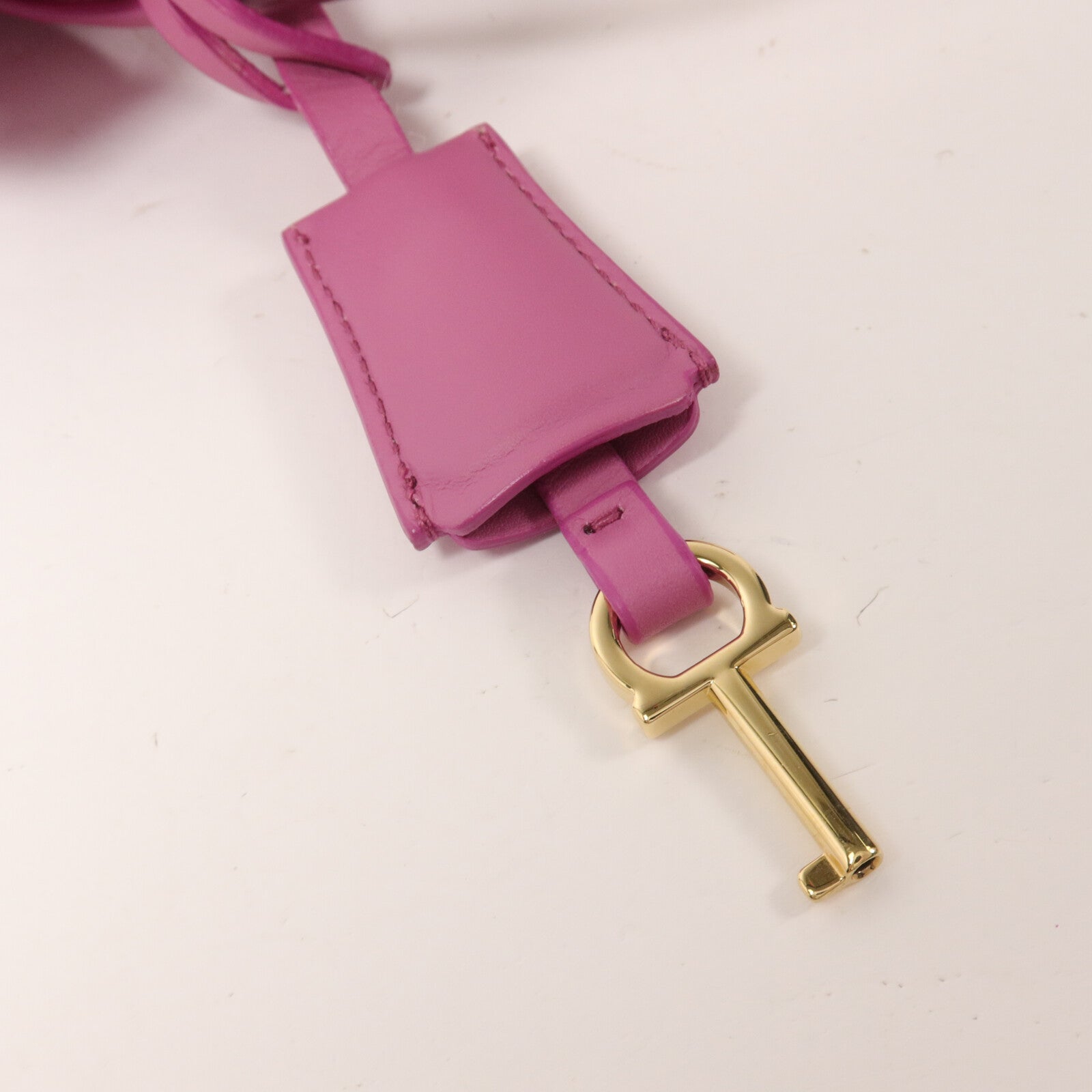 Salvatore Ferragamo 牛皮皮革Shoulder Bag手挽肩背兩用袋