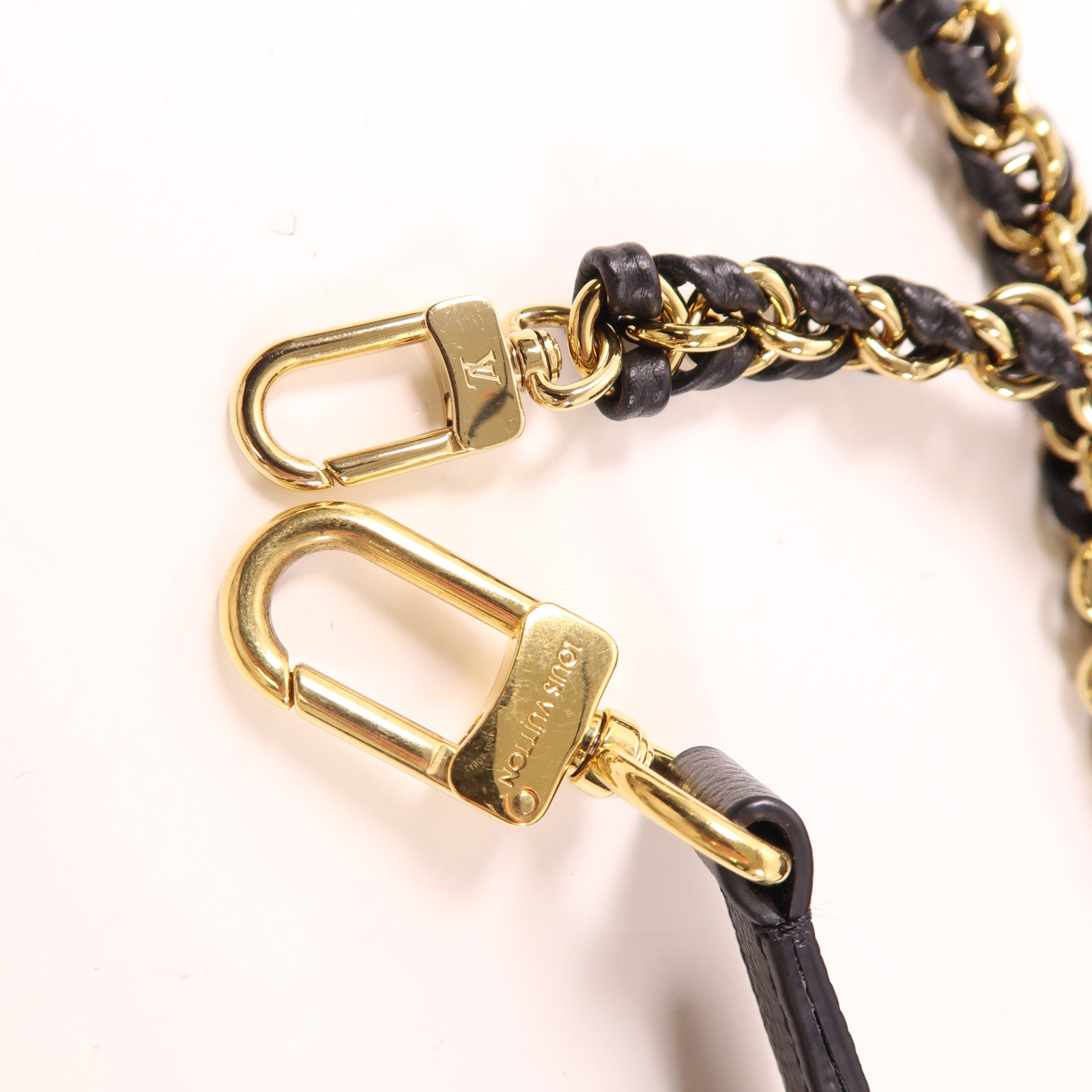 LOUIS VUITTON Monogram Empreinte OnTheGo East West金扣手挽肩背兩用袋黑色