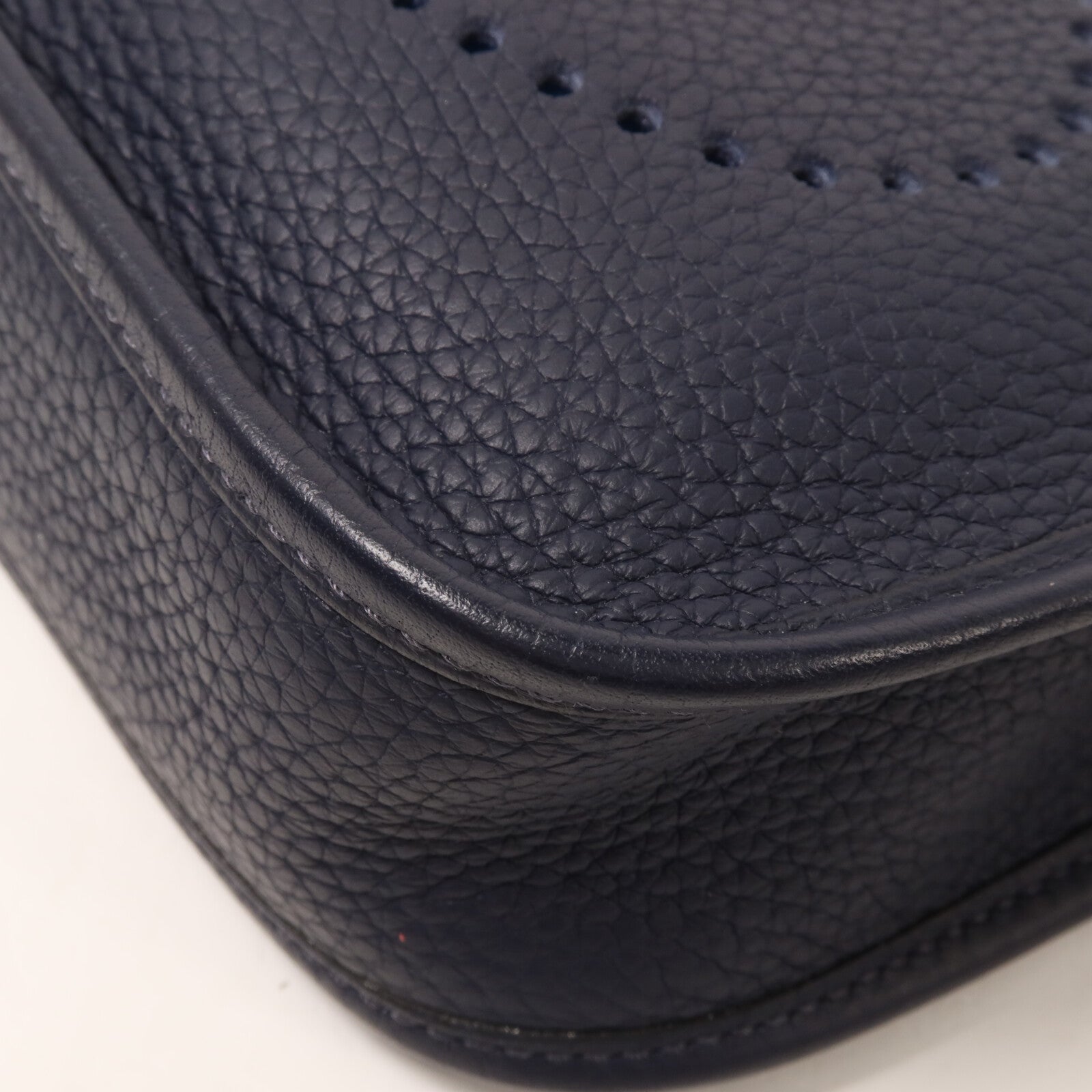 HERMES Clemence皮革Evelyne TPM肩背袋Bleu Nuit