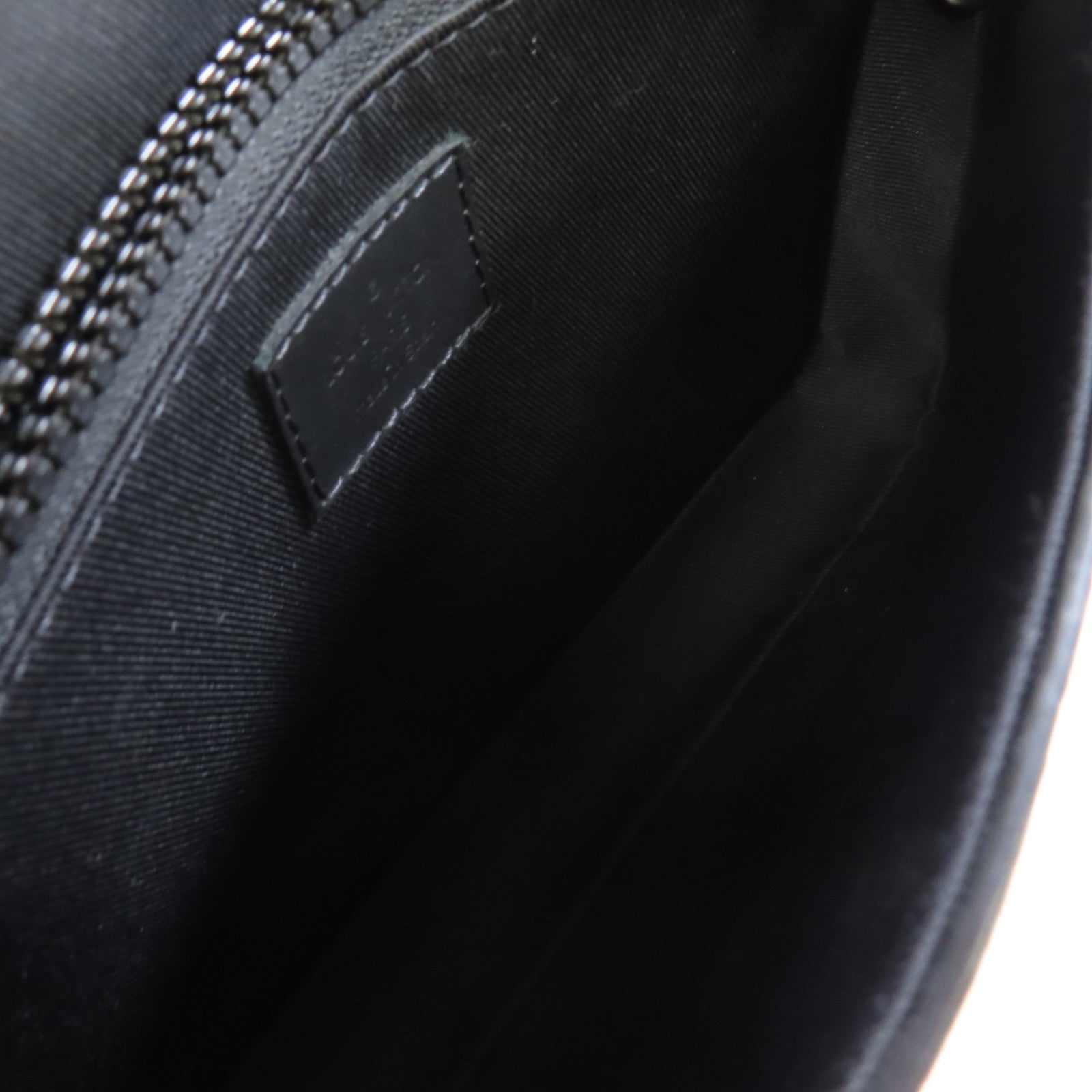 LOUIS VUITTON Monogram Taurillon S Lock Sling Bag肩背袋黑色