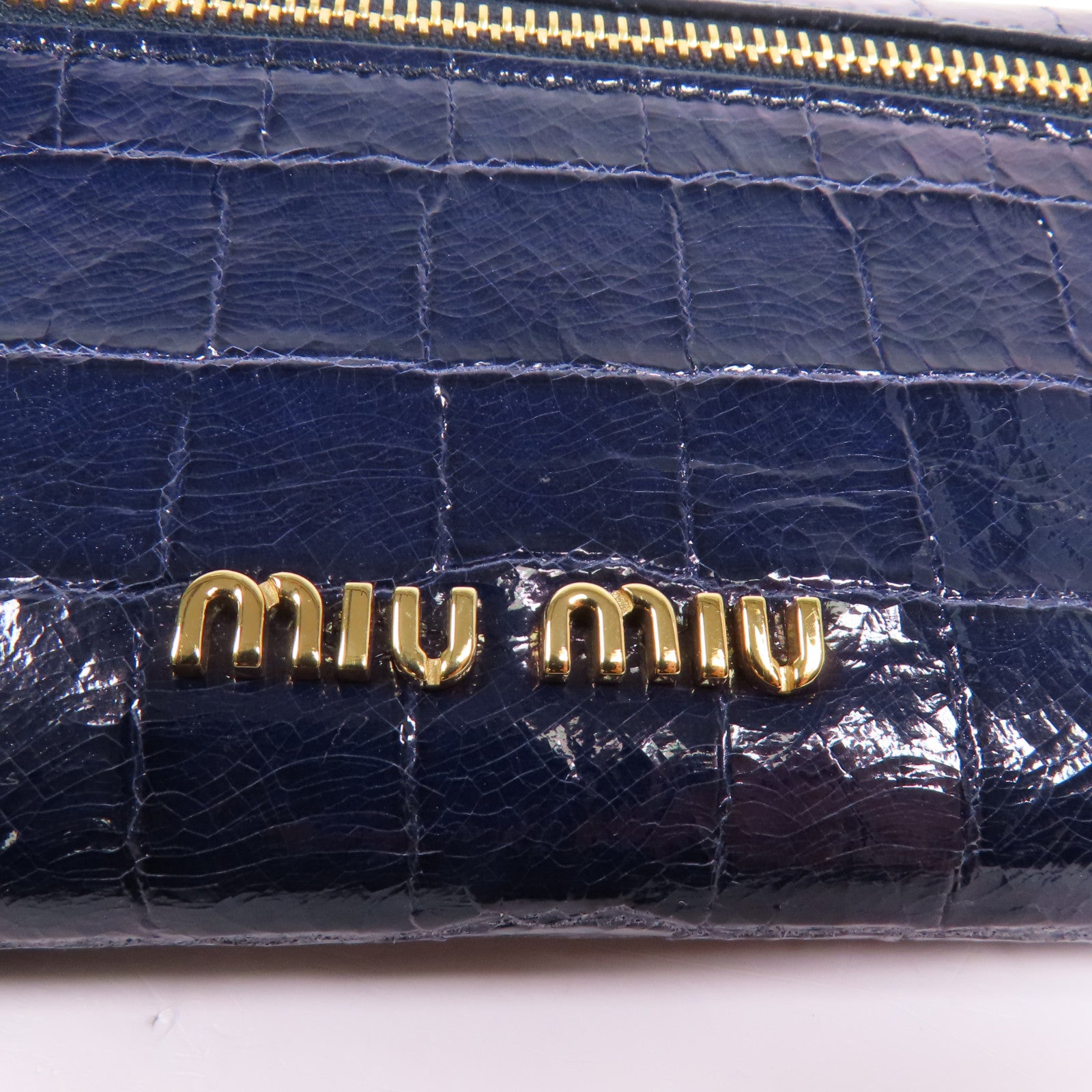 Miu Miu 皮革Long Wallet金扣長錢包