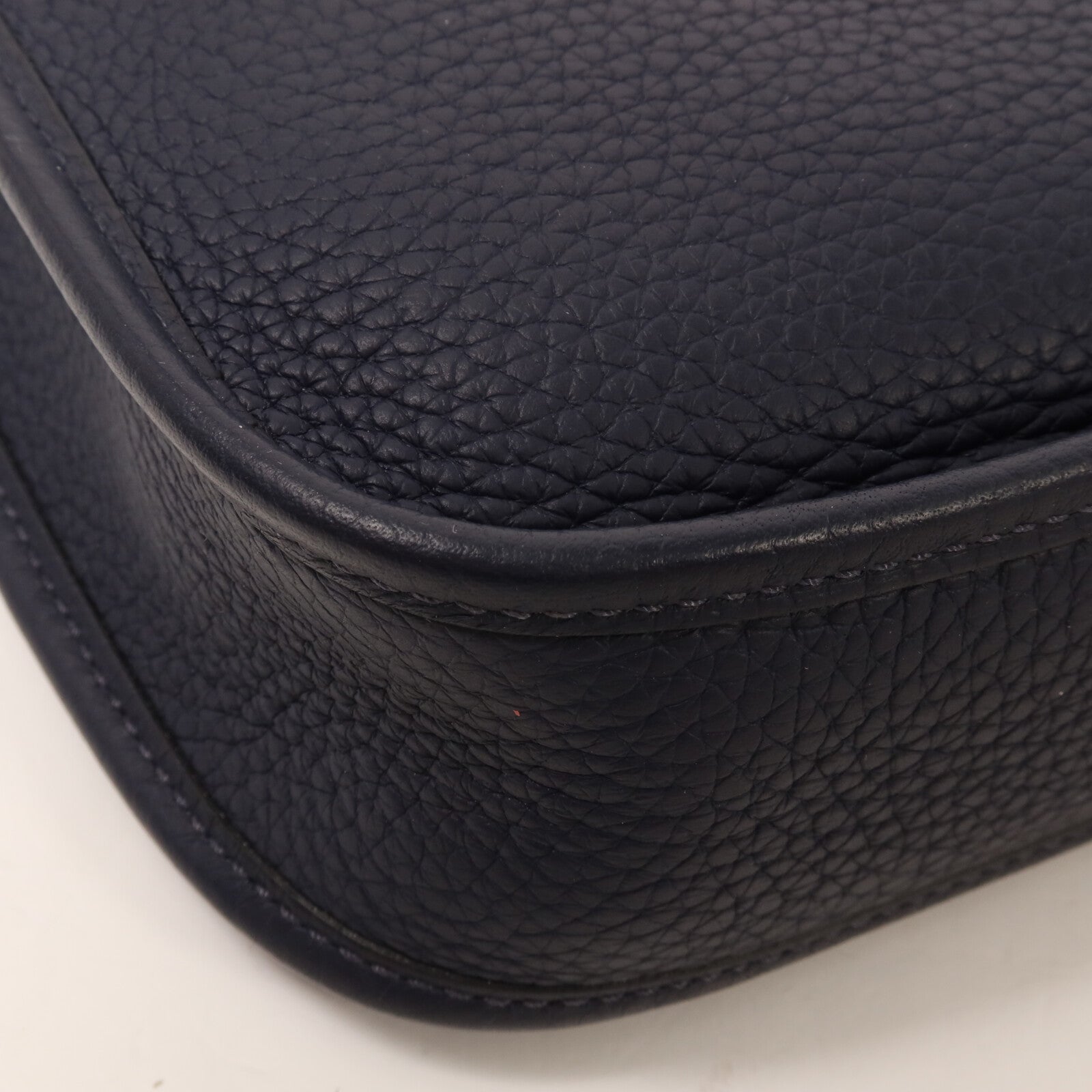 HERMES Clemence皮革Evelyne TPM肩背袋Bleu Nuit