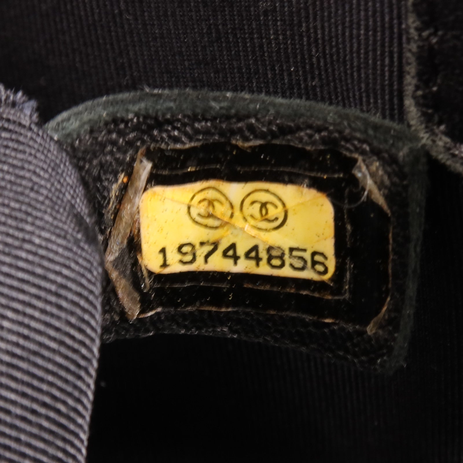 CHANEL 牛皮皮革Seasonal Boy Chanel Large銀扣肩背袋