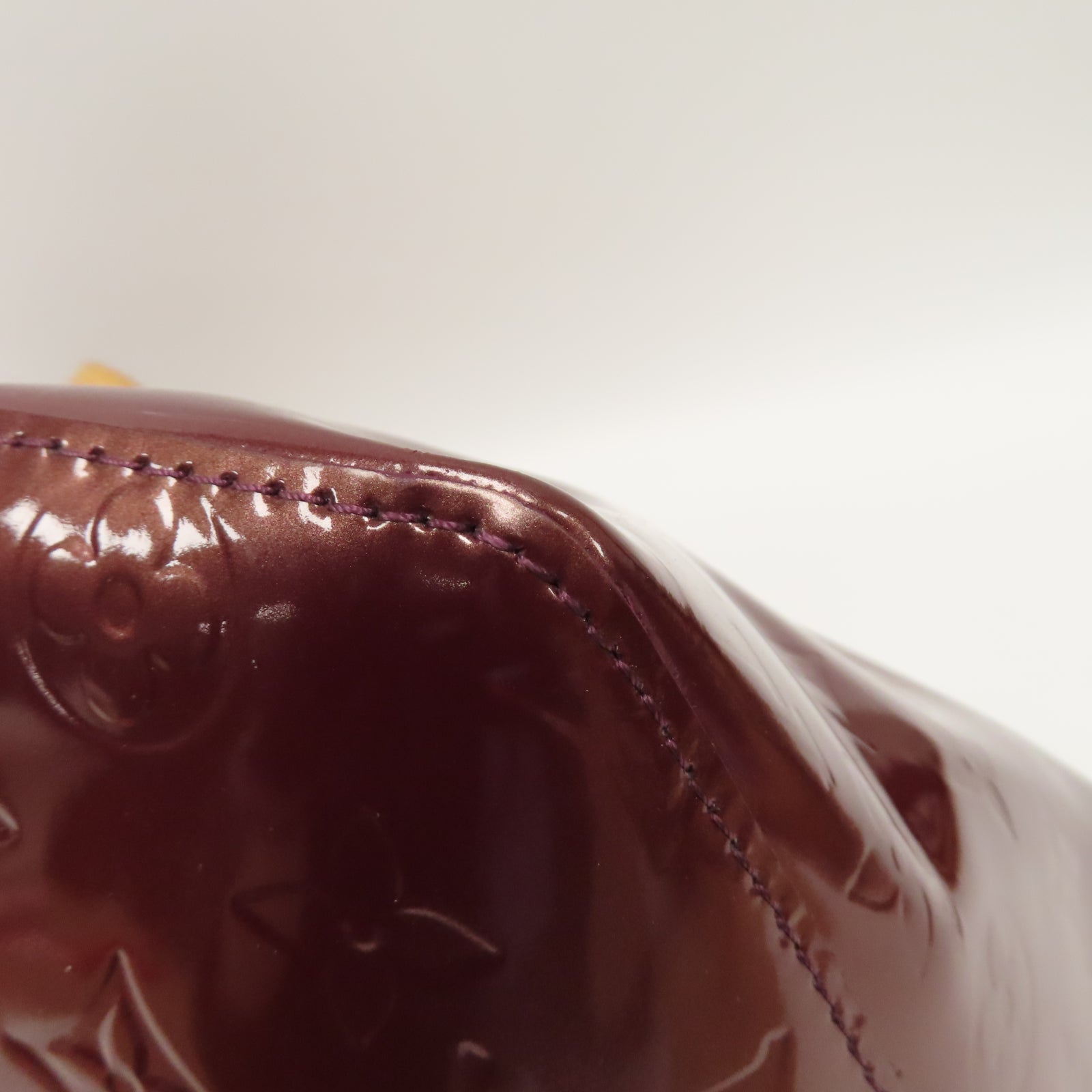LOUIS VUITTON 【激減優惠】Monogram Vernis Bellevue金扣手挽袋酒紅色