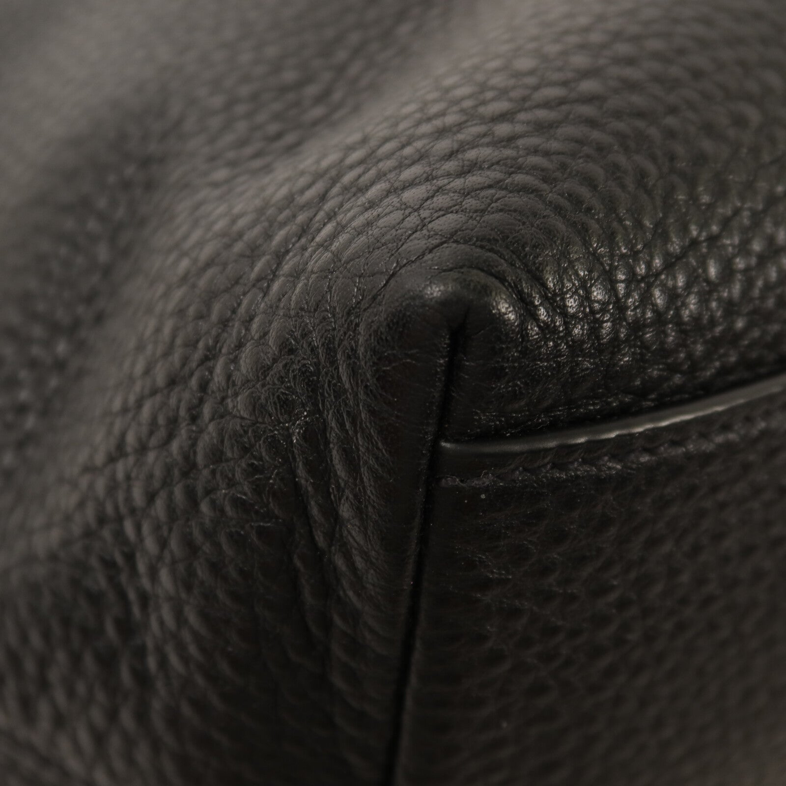 PRADA 牛皮皮革Shoulder Tote金扣肩背袋