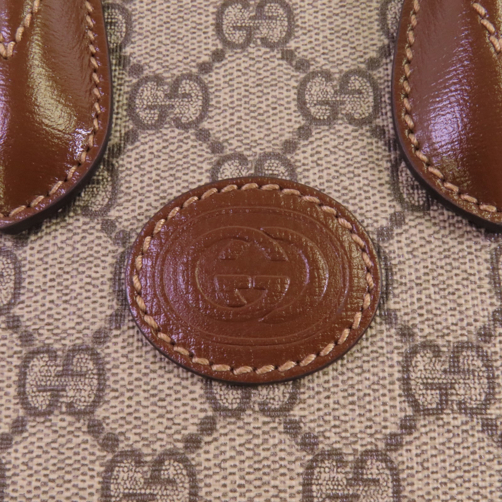 GUCCI 塗層帆布Interlocking G Mini金扣手挽肩背兩用袋