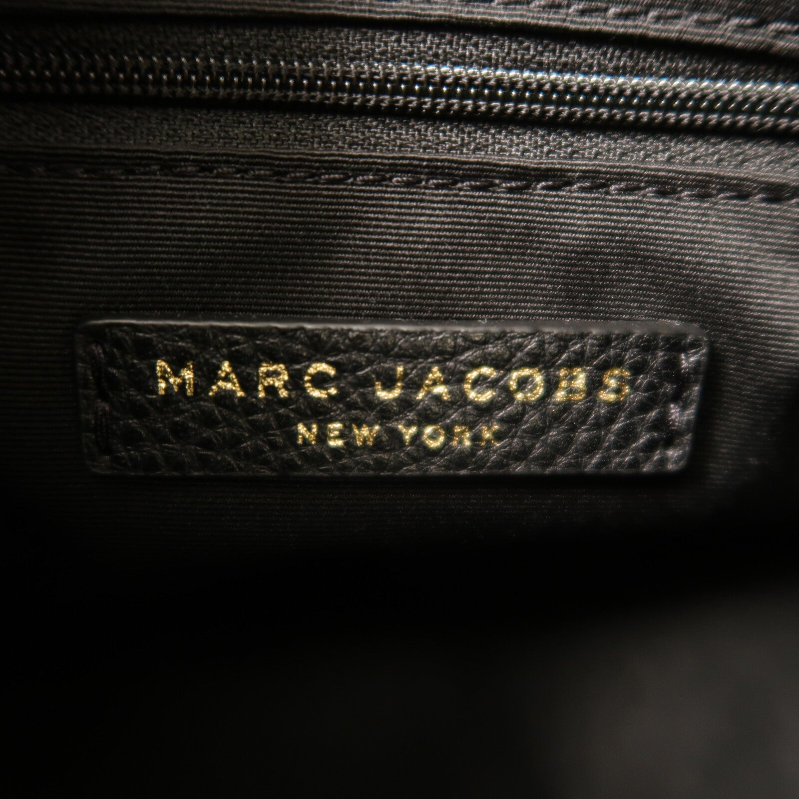 MARC JACOBS 牛皮皮革Shoulder Bag金扣肩背袋