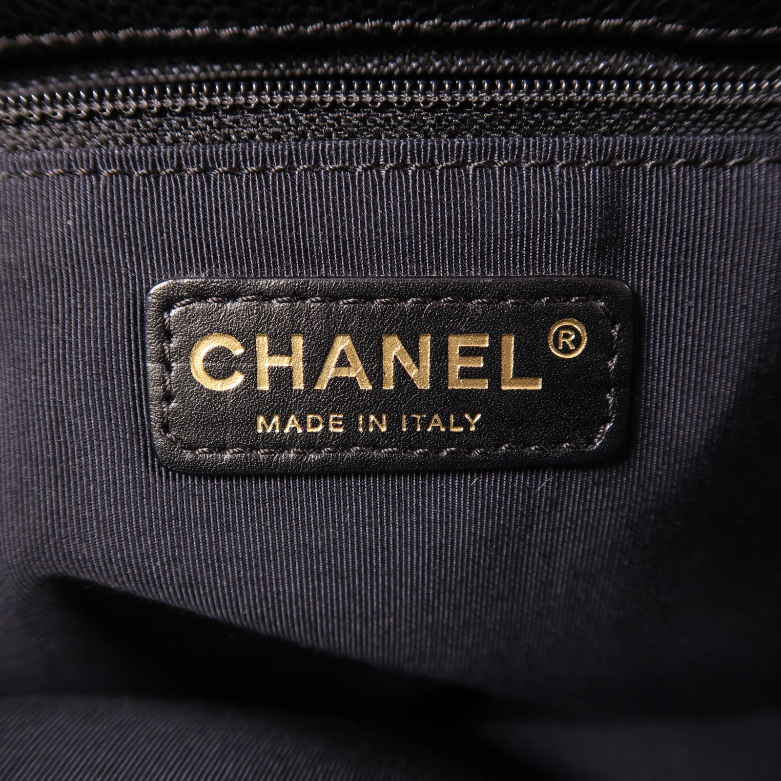 CHANEL 牛皮皮革GST Grand Shopping Tote Bag金扣鏈帶肩背袋