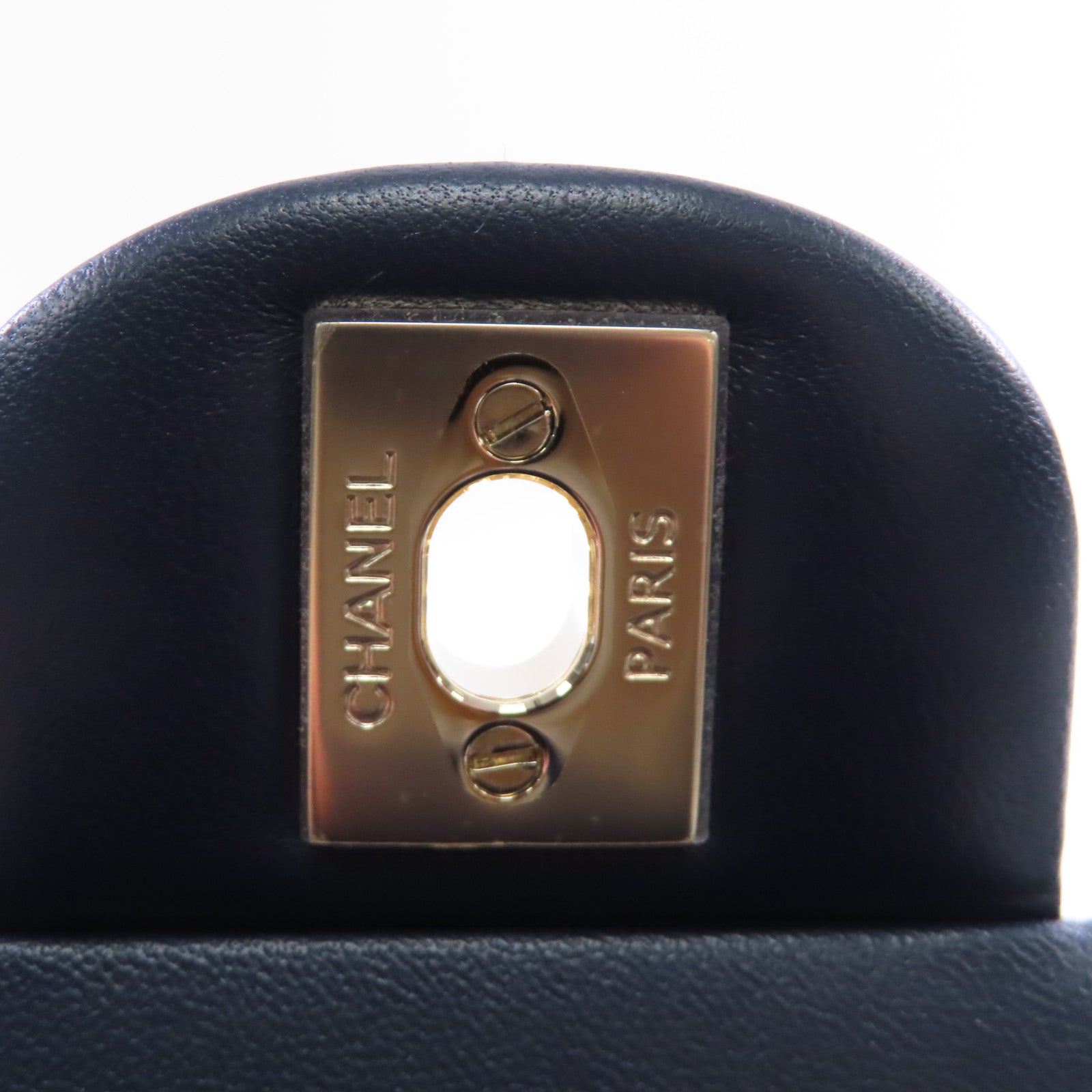 CHANEL 羊皮皮革Classic 23cm金扣鏈帶肩背袋深藍色